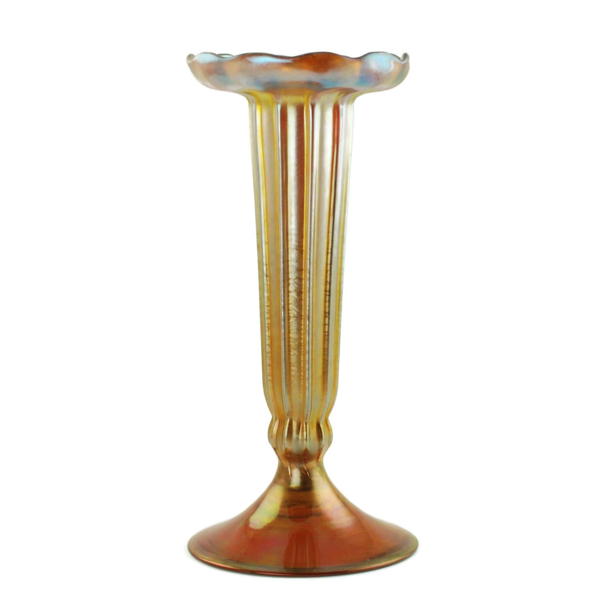 Louis Comfort Tiffany Gold Favrile Art Glass Floriform Pedestal Vase  For Sale 2