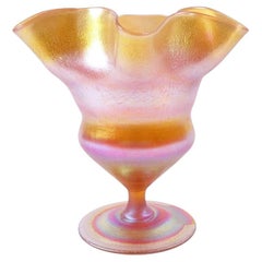 Louis Comfort Tiffany Gold Favrile Art Glass Footed Floral Vase, circa 1908