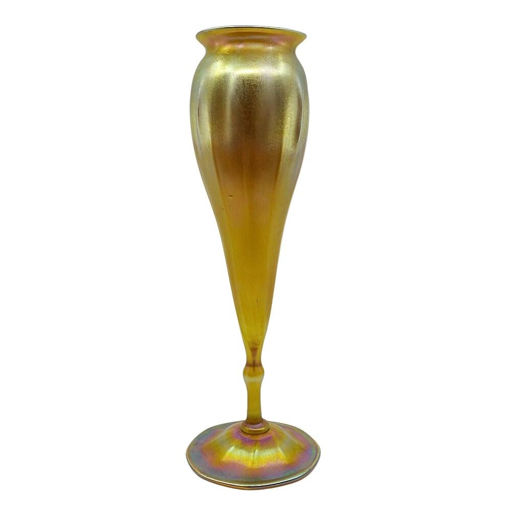 Art Nouveau Louis Comfort Tiffany Gold Favrile Art Glass Footed Floriform Vase, LCT - 1907 For Sale