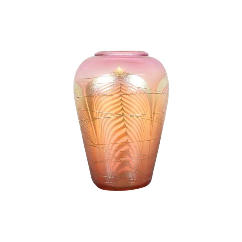 Louis Comfort Tiffany Style Iridescent Art Glass Vase by Stephen Correia en vente