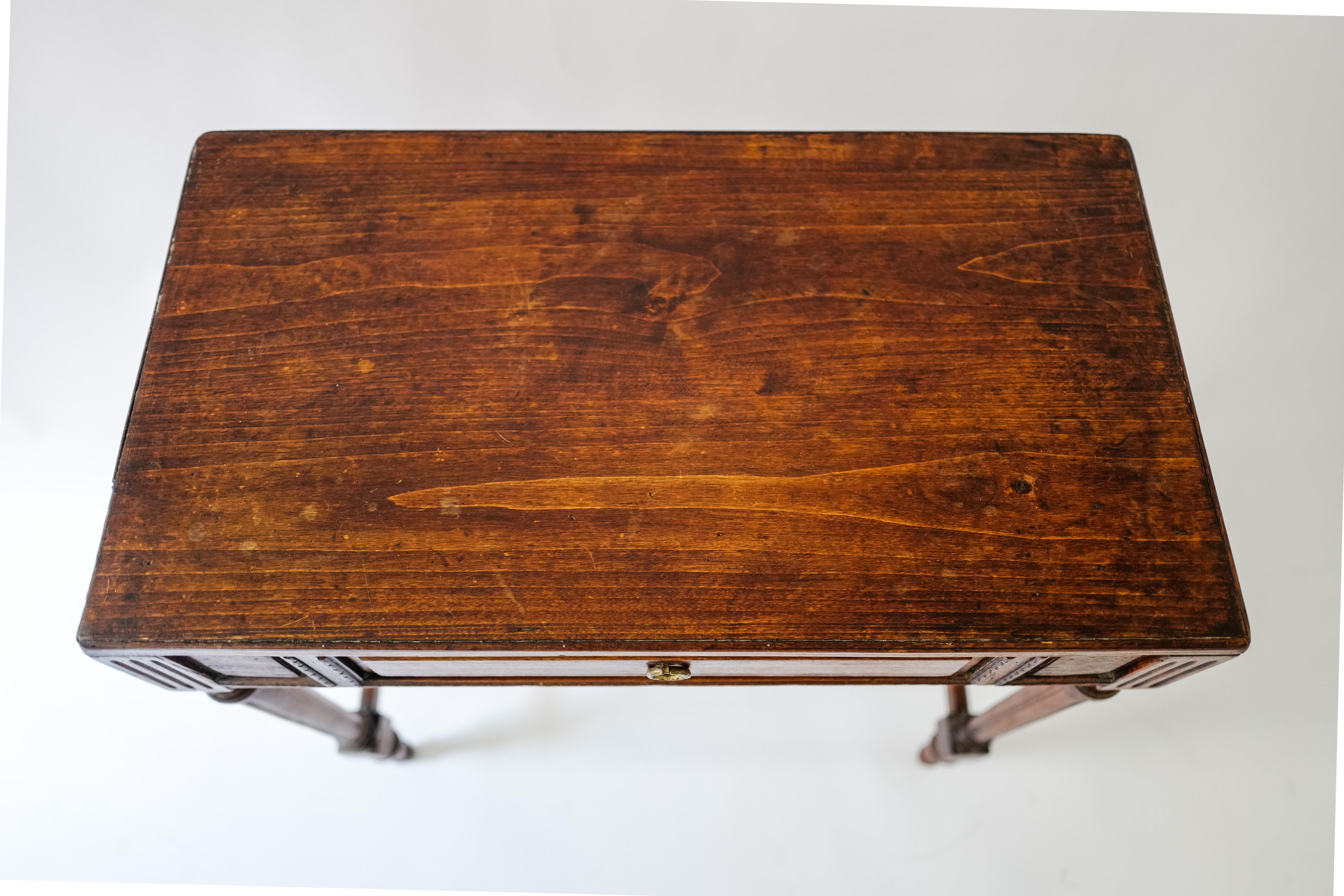 19th Century Louis Oak Console Table  In Good Condition For Sale In Milano, IT
