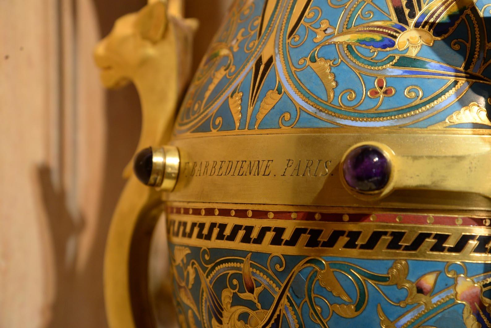Champlevé Louis-Constant SÉVIN, Ferdinand Barbedienne, Paire de vases The Ornamental en vente