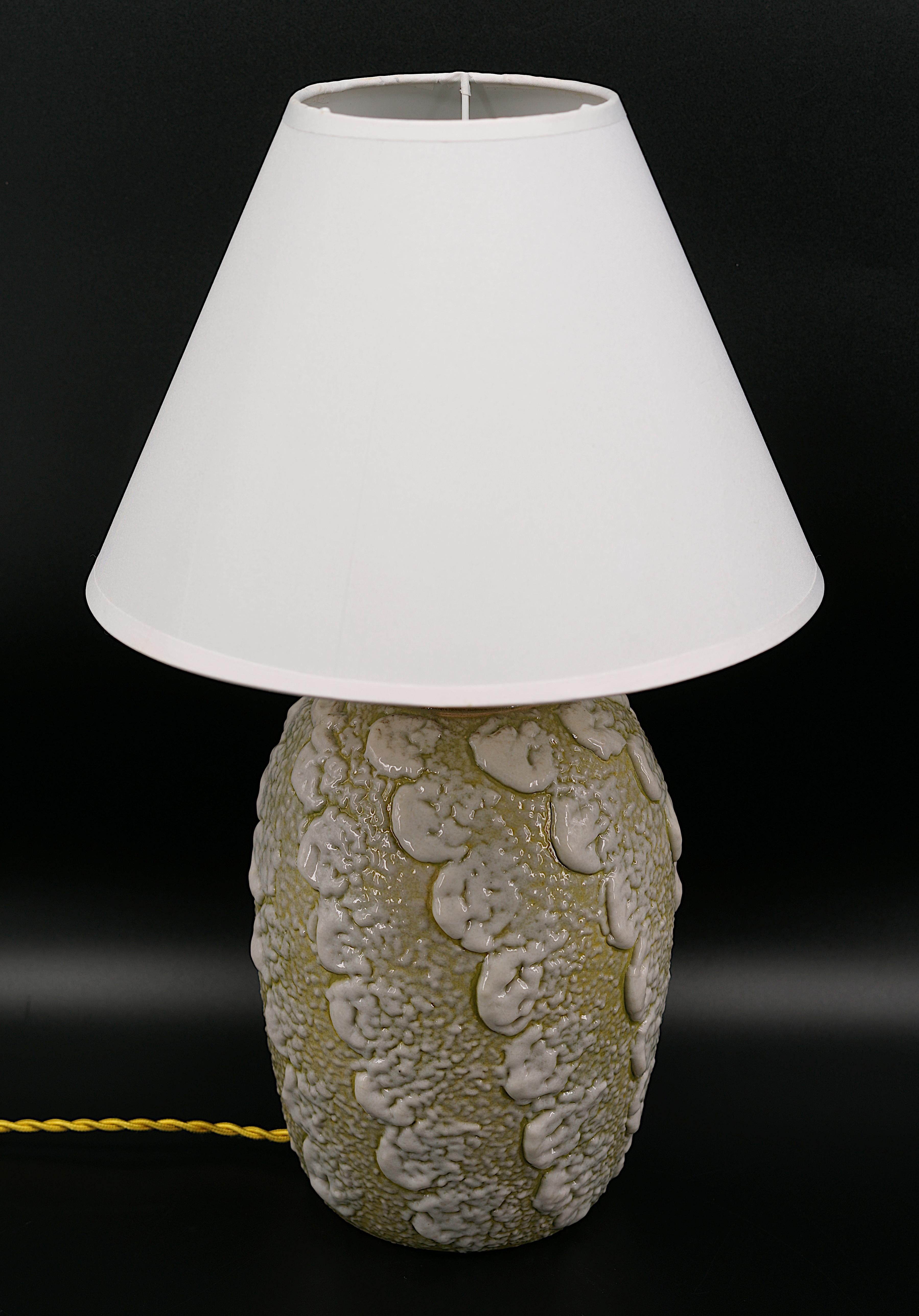 Louis Dage French Art Deco Stoneware Table Lamp, Late 1920s For Sale 2