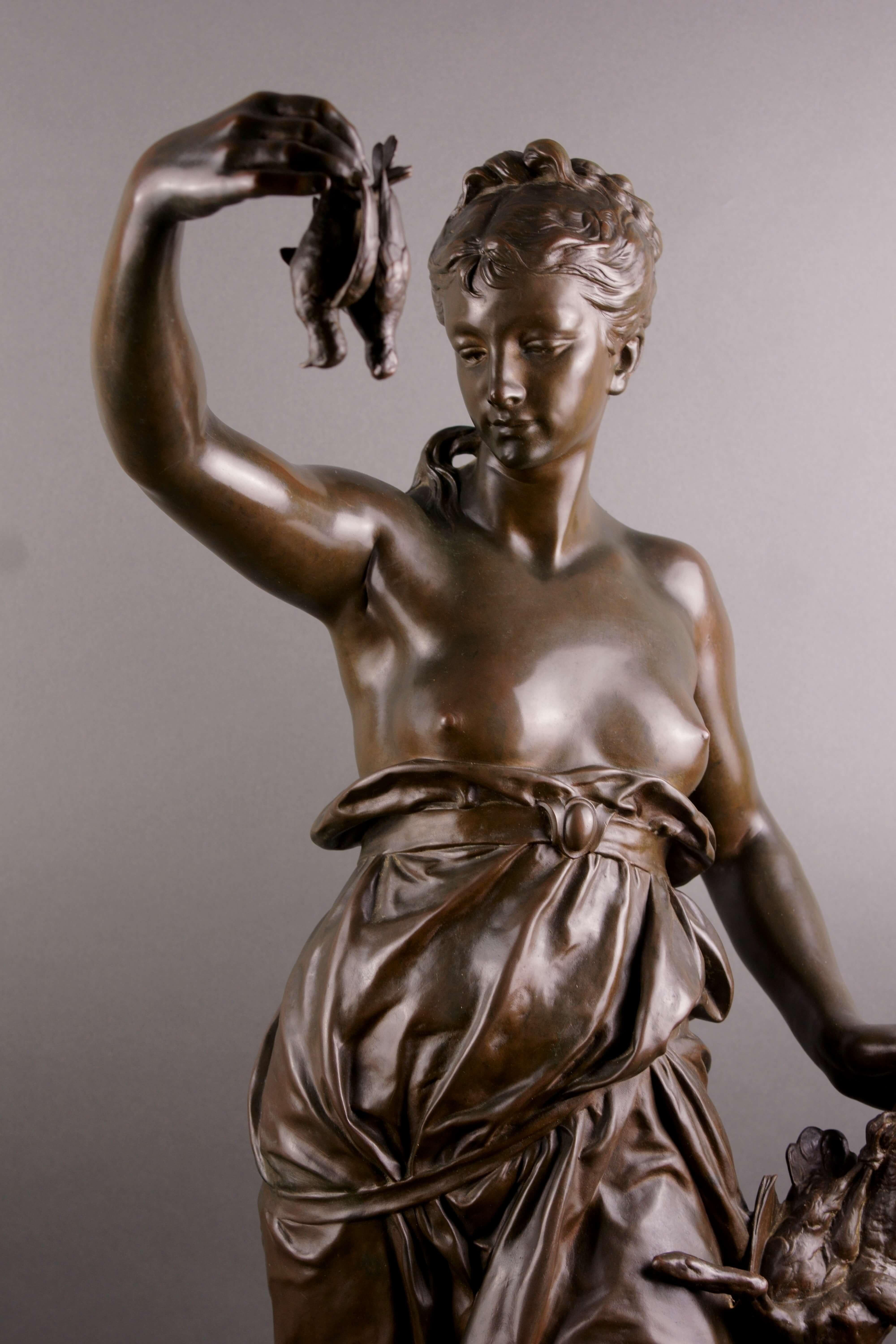 La Caza Gran Escultura de Bronce Ferdinand Barbedienne Fondeur Napoleón III - Figurative Sculpture Gold de Louis Ernest Barrias