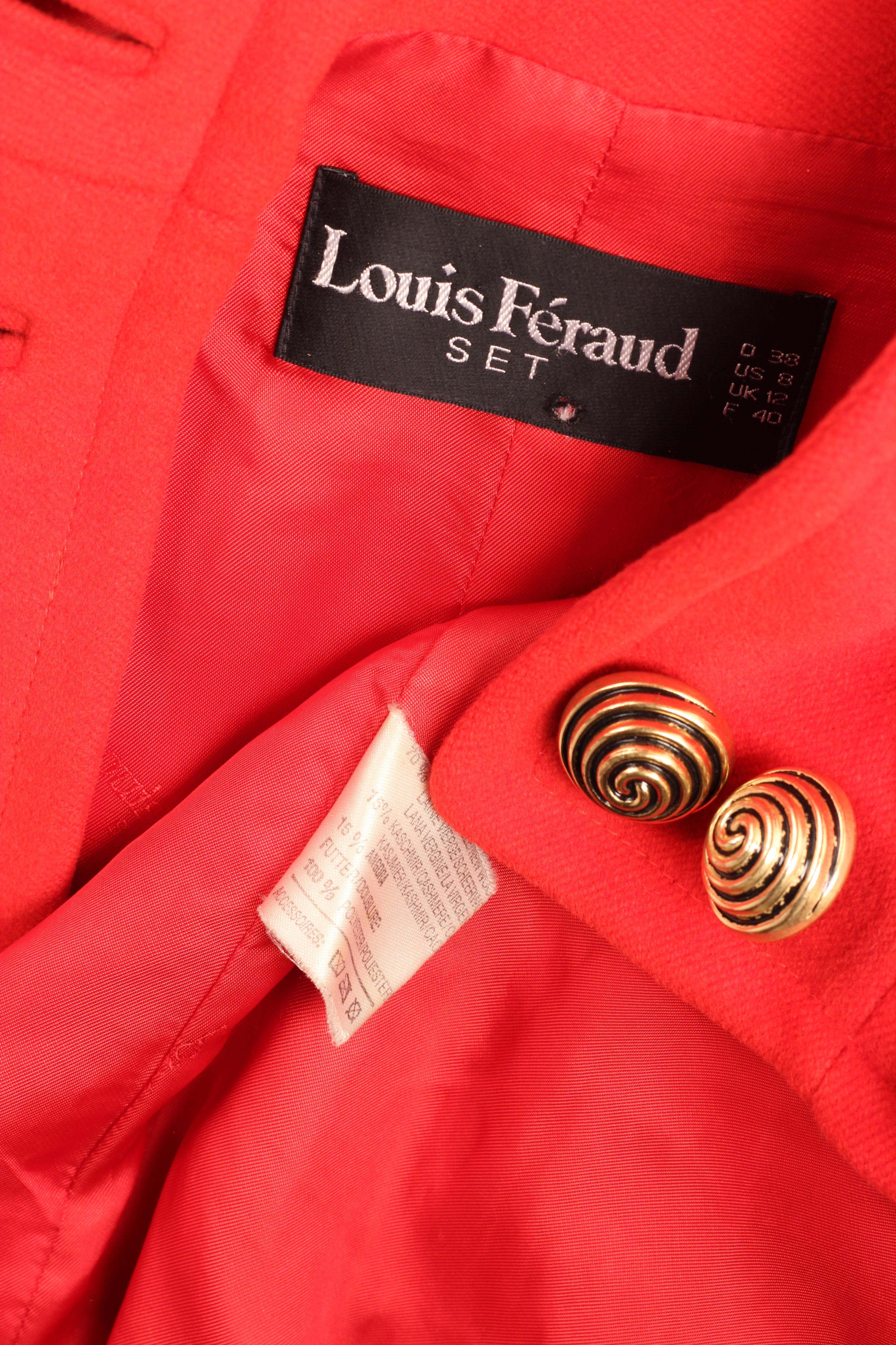 Louis Féraud, cappotto oversize in lana rossa degli anni '80 con bottoni dorati a spirale in vendita 9