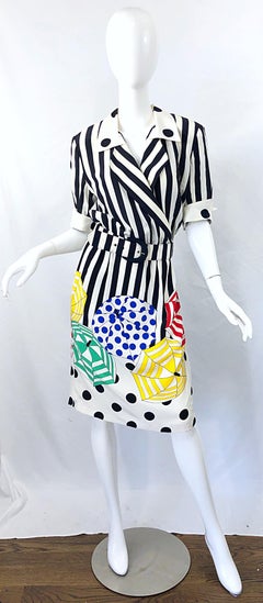 Louis Feraud 1980s Size 10 Novelty Umbrella Print Short Sleeve Vintage Dress 80s