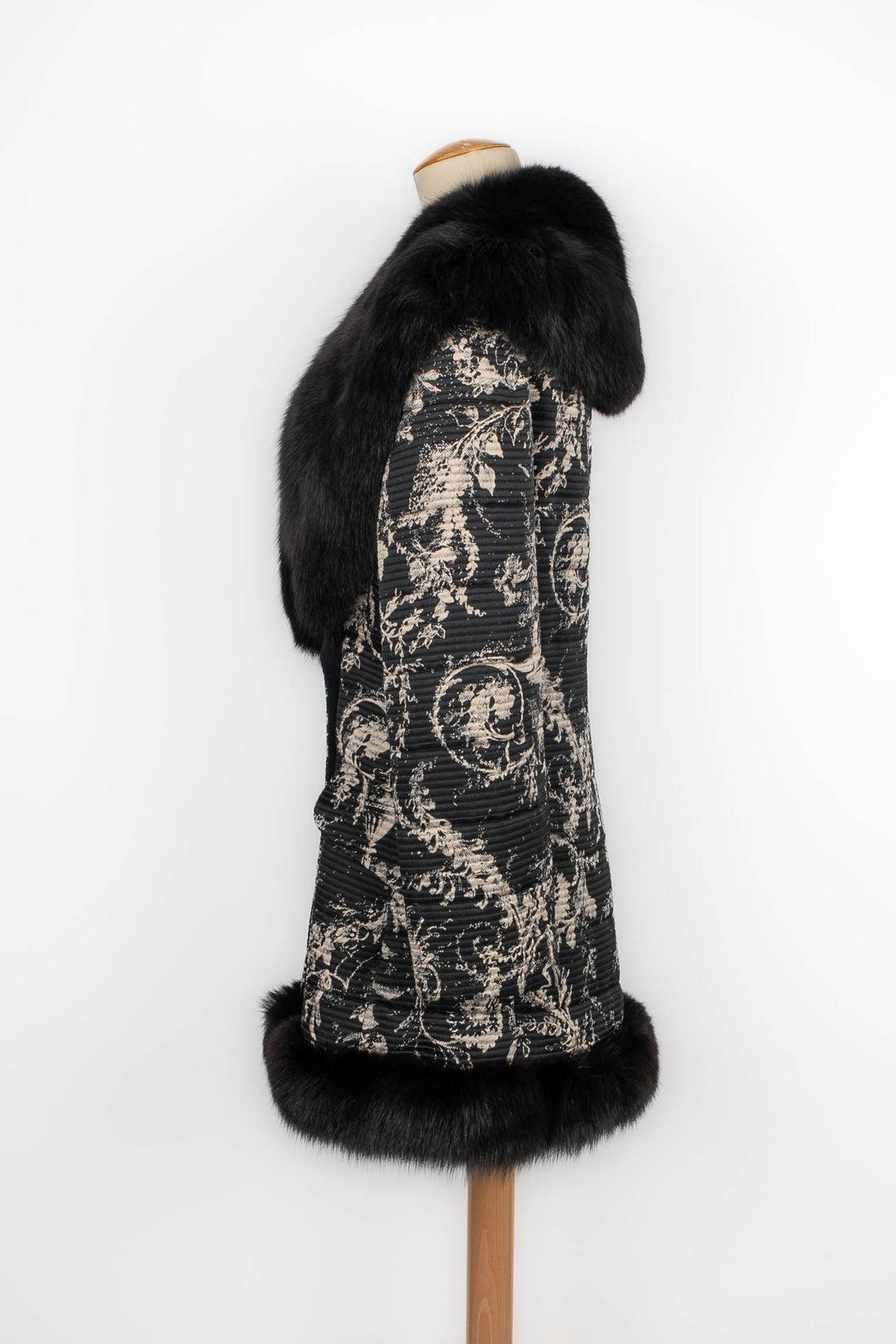 Louis Feraud Abrigo de brocado blanco y negro Alta Costura, 1980 en Bueno estado para la venta en SAINT-OUEN-SUR-SEINE, FR