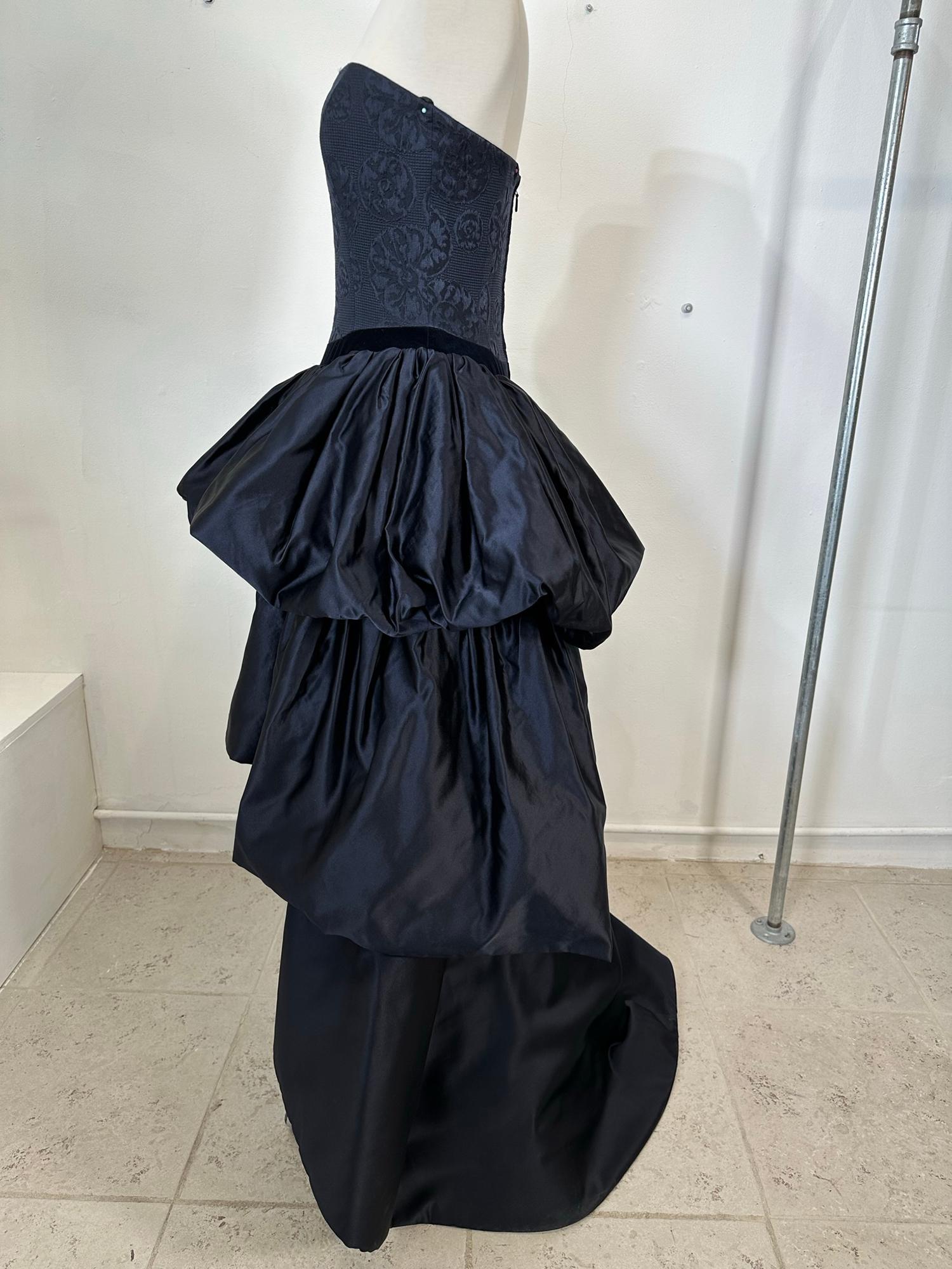 Louis Feraud Blue Damask Dark Blue Silk Tiered Poof Evening Gown With Train  For Sale 5