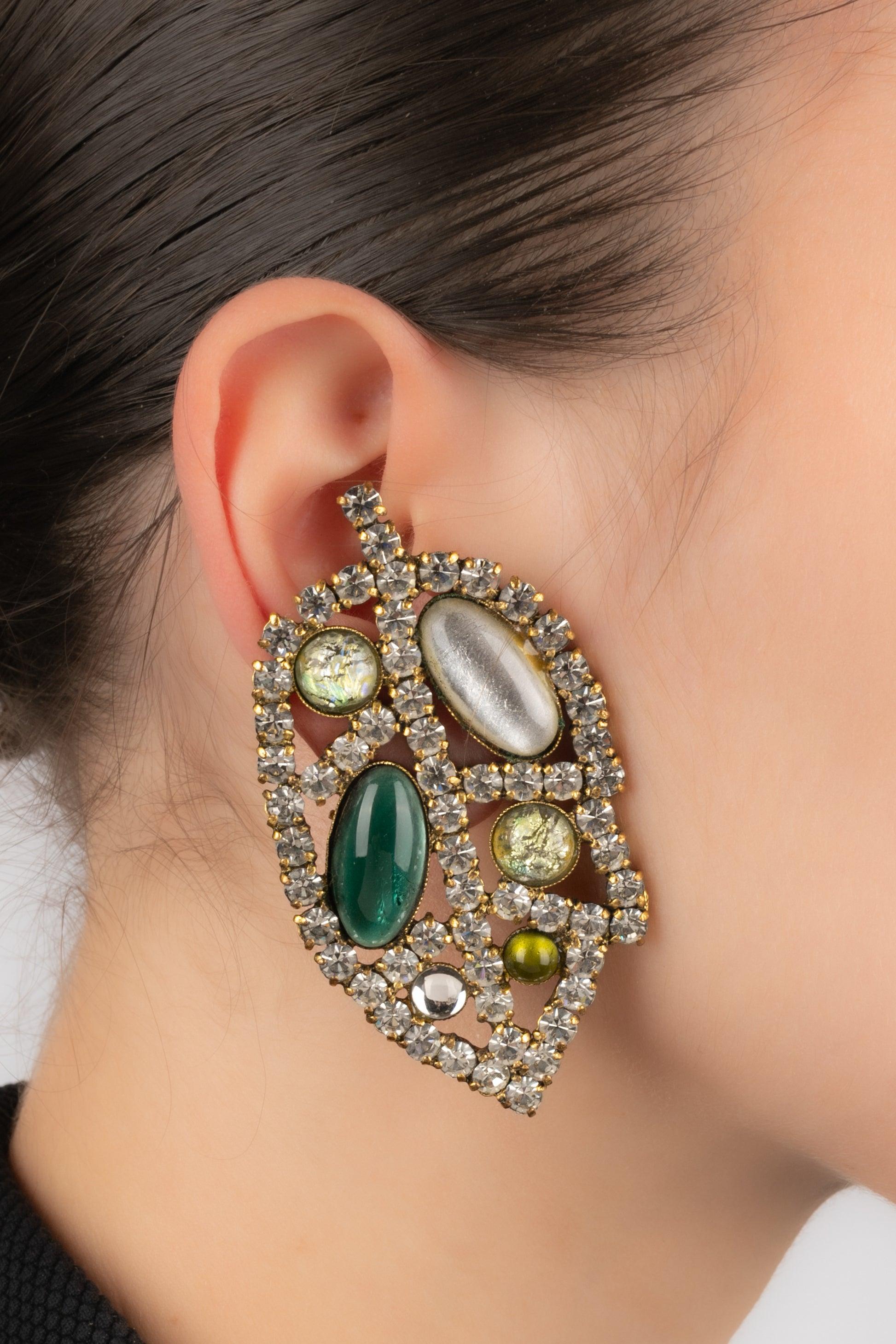 Louis Féraud Boucles d'oreilles Haute Couture, Circa 1980 en vente 2