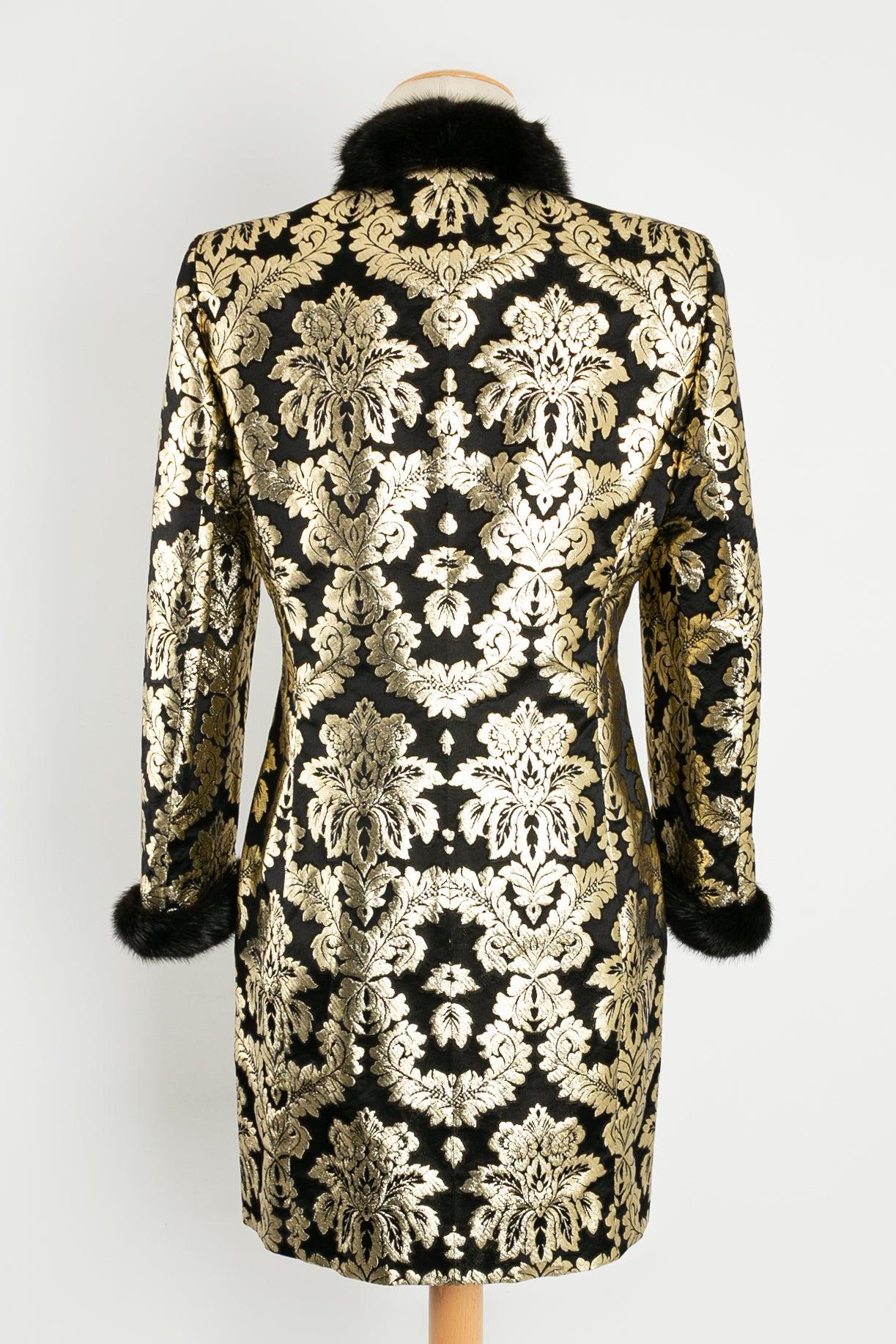 Women's Louis Féraud Evening Silk Coat in Black and Gold, Size 36FR
