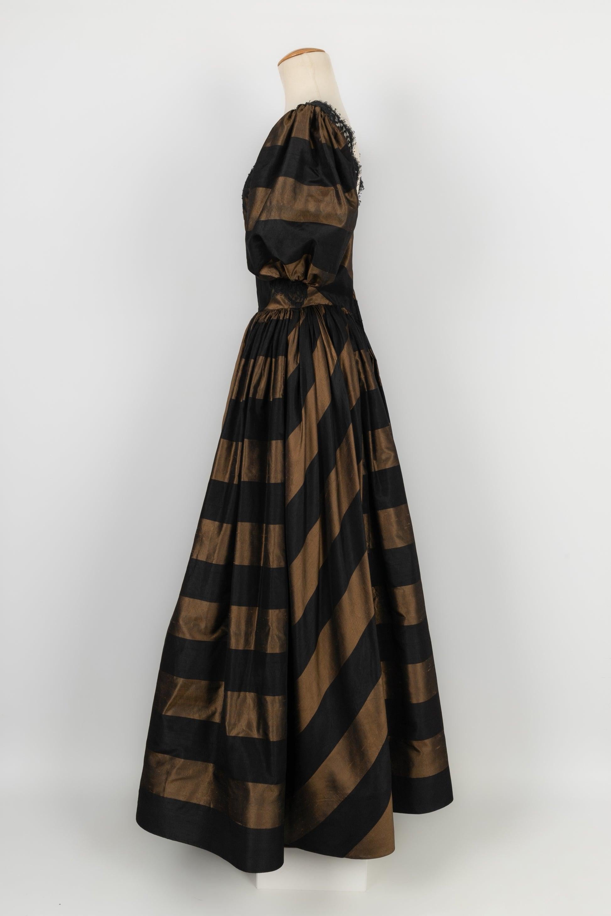 Louis Féraud Haute Couture Robe en taffetas de soie noir et Brown Bon état - En vente à SAINT-OUEN-SUR-SEINE, FR