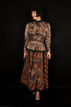 Louis Feraud Haute Couture Geometrical Pattern Cepe Set, 1980's