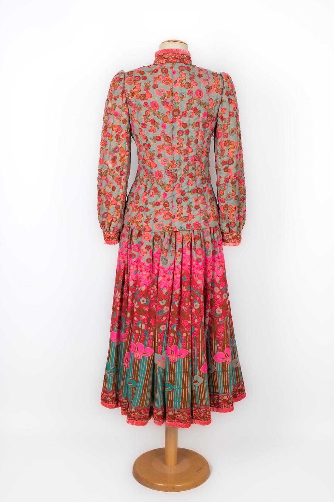 Louis Feraud Jacket and Skirt Set Haute Couture For Sale 2