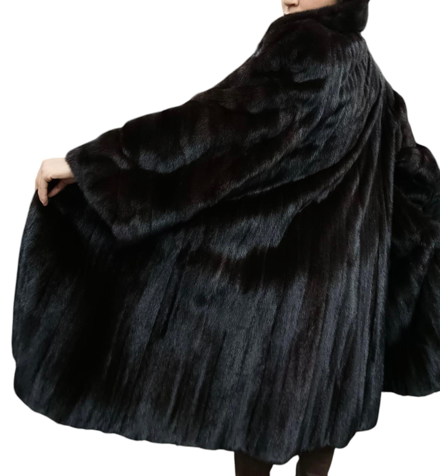Louis Feraud Mink Fur Coat size 12-14 For Sale 8
