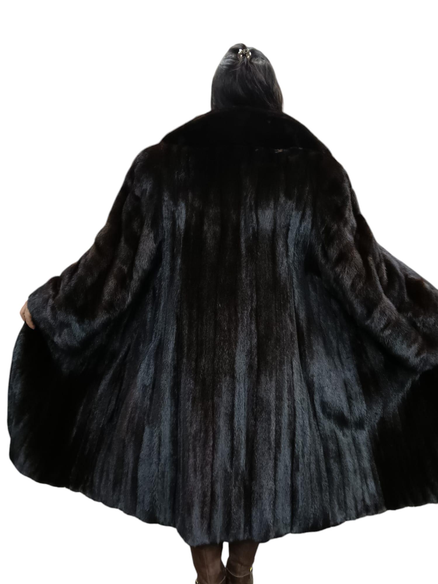 Louis Feraud Mink Fur Coat size 12-14 For Sale 11