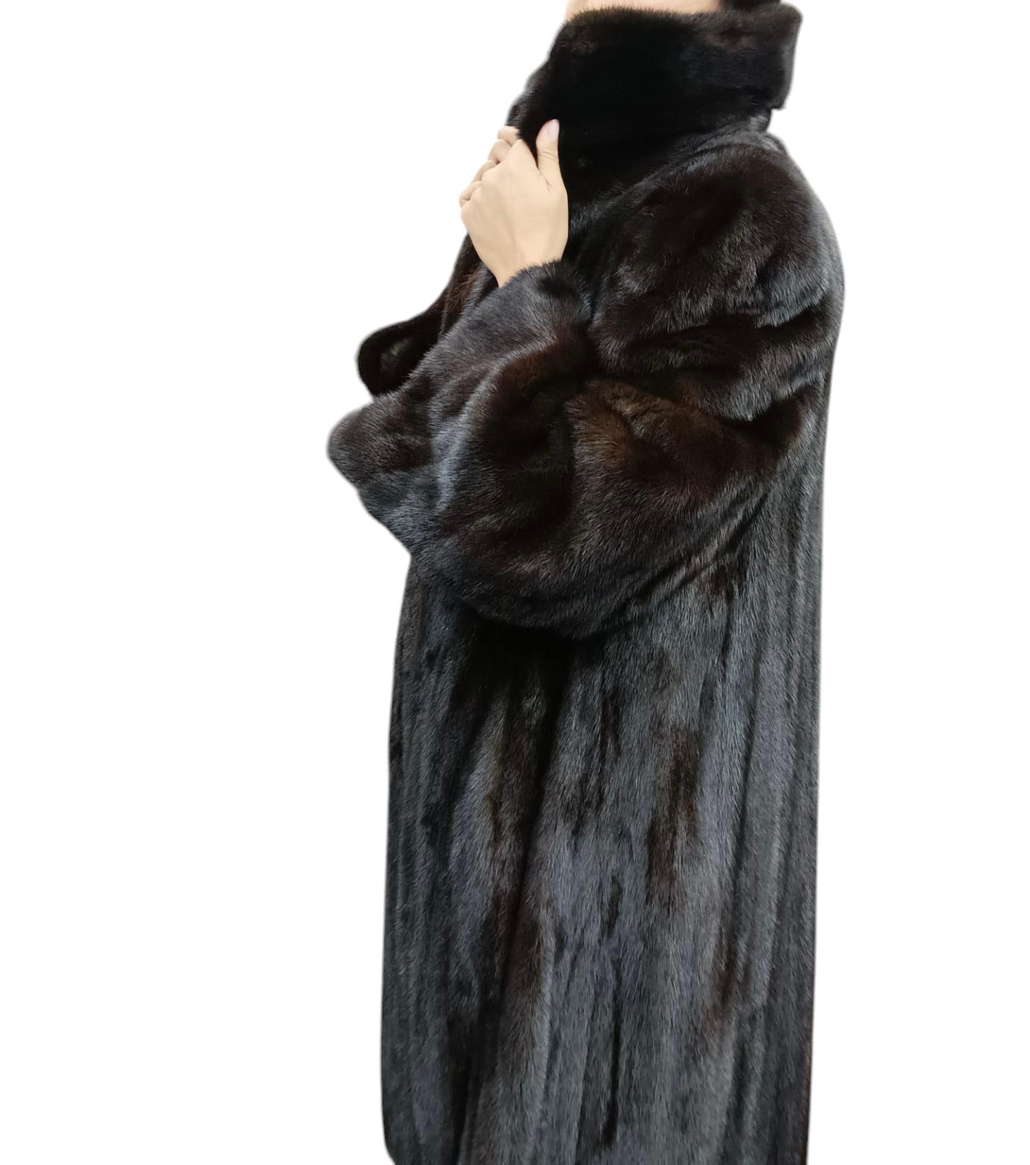 Louis Feraud Mink Fur Coat size 12-14 For Sale 2