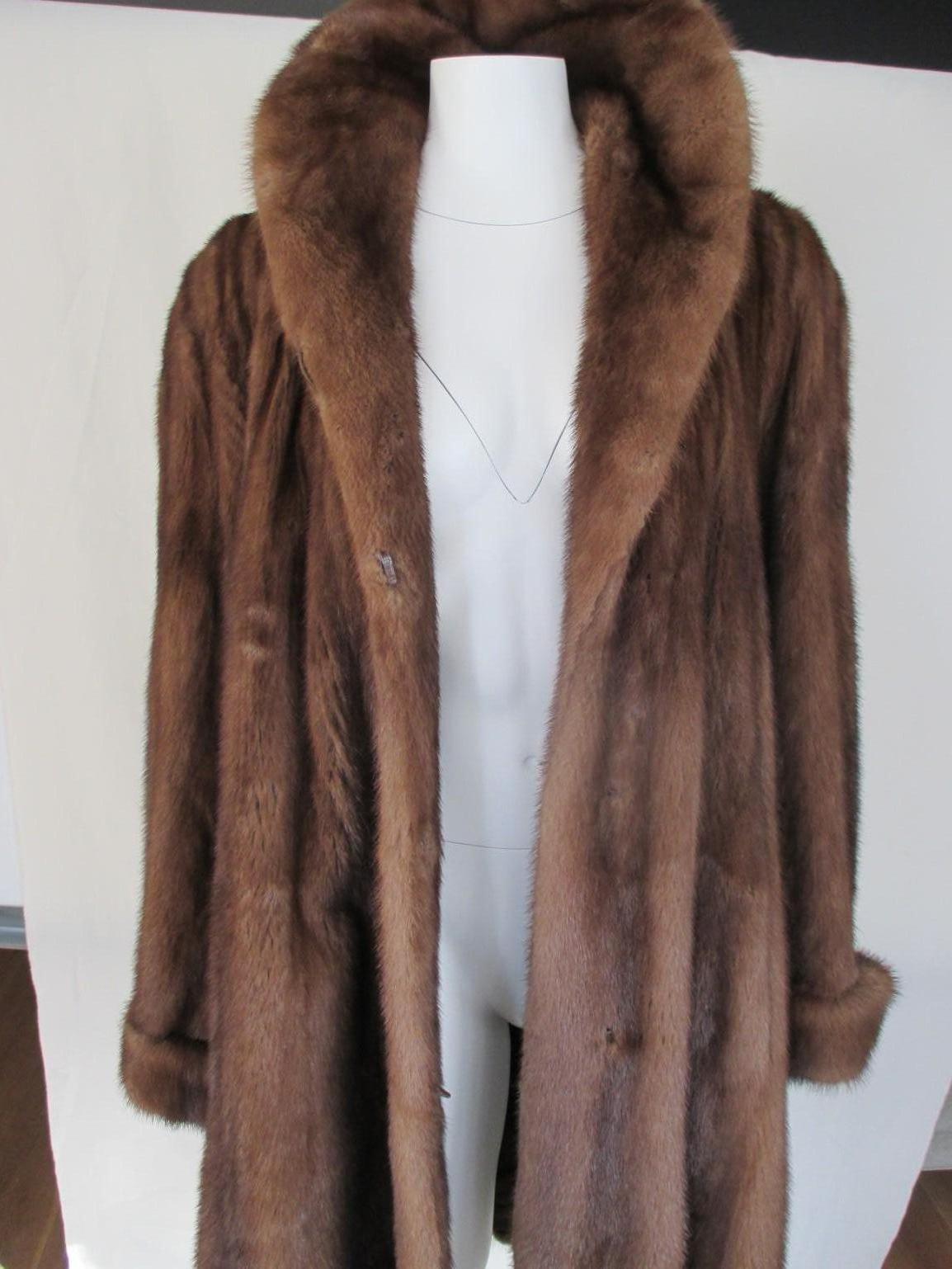 Brown Louis Feraud Paris Flared Mink Fur Coat
