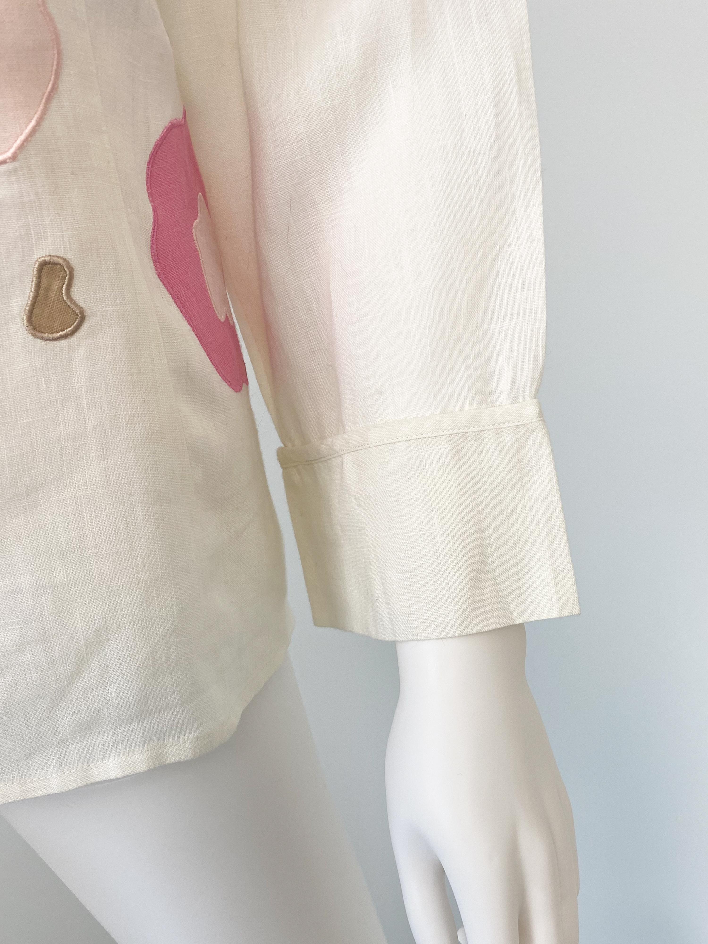 Louis Feraud Paris, camicetta in lino e cotone con ricamo taglia 10/12 In condizioni ottime in vendita a Atlanta, GA