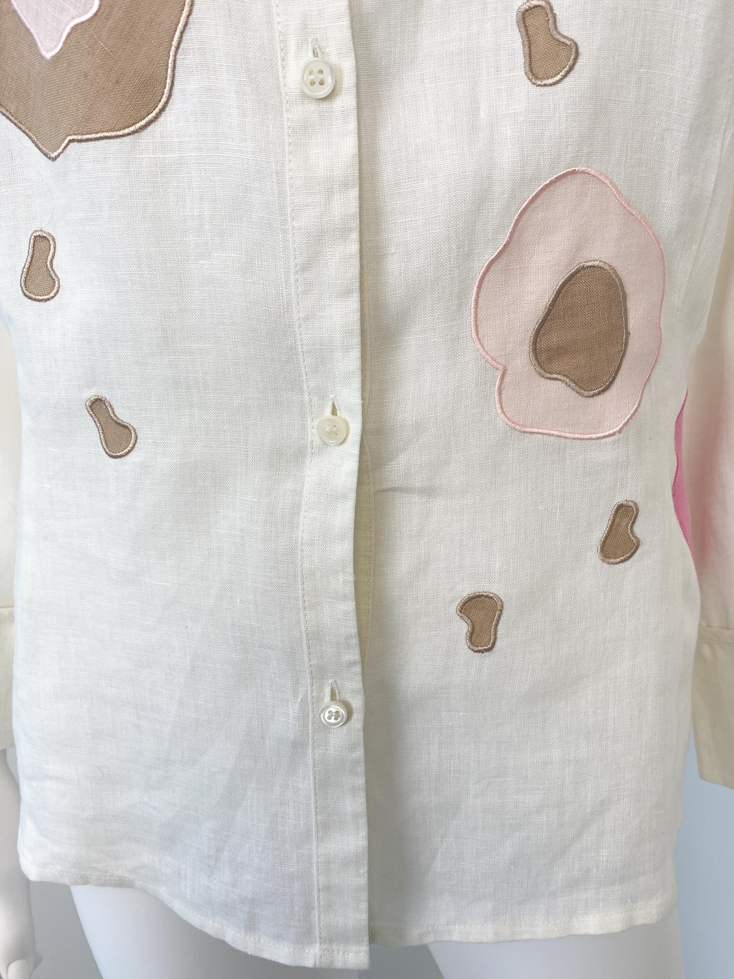Louis Feraud Paris, camicetta in lino e cotone con ricamo taglia 10/12 in vendita 3