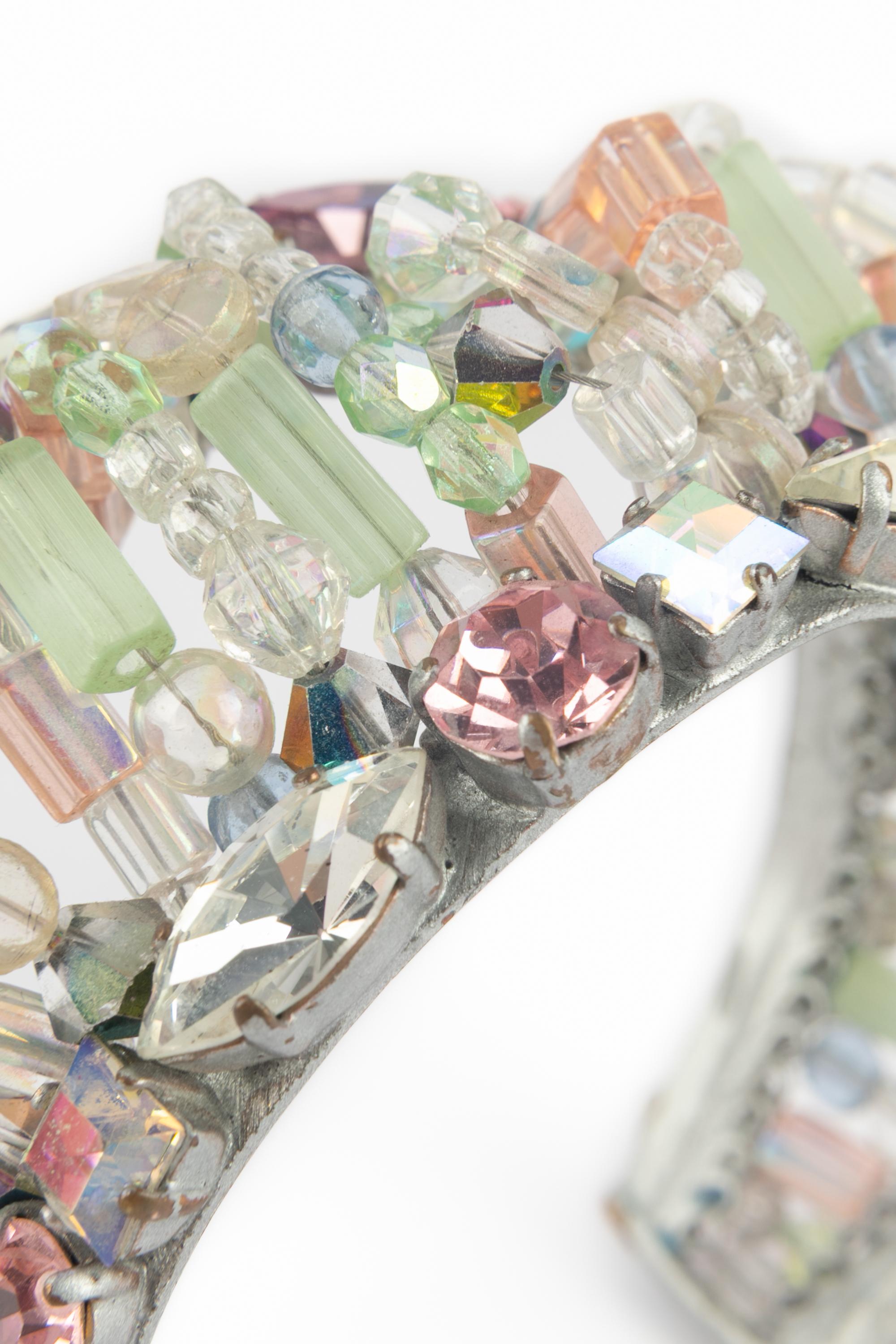 Pulsera de perlas Louis Féraud Desfile de moda en venta 3