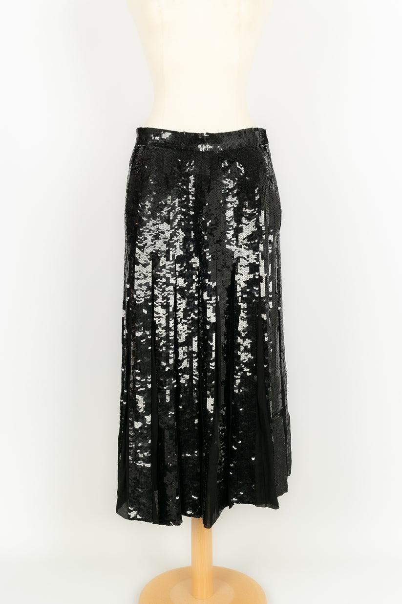 Noir Louis Féraud Jupe noire à paillettes Taille 40FR, 1980 en vente