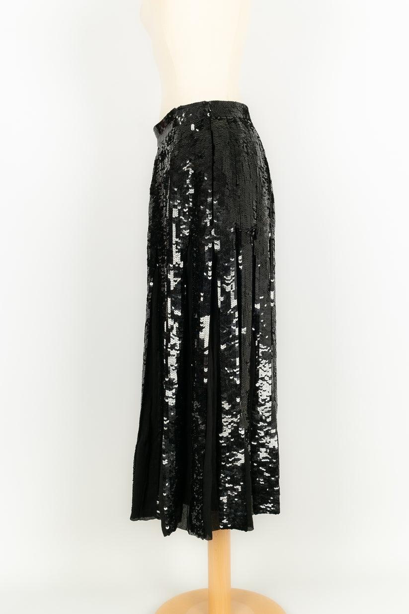 Women's Louis Féraud Sequin Black Skirt Size 40FR, 1980s For Sale