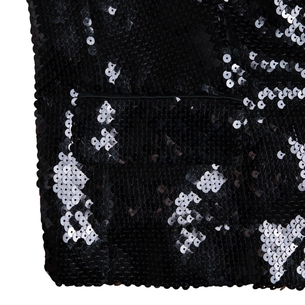 Louis Féraud Sequin Embroidered Vintage Blazer with Logo Buttons For Sale 2