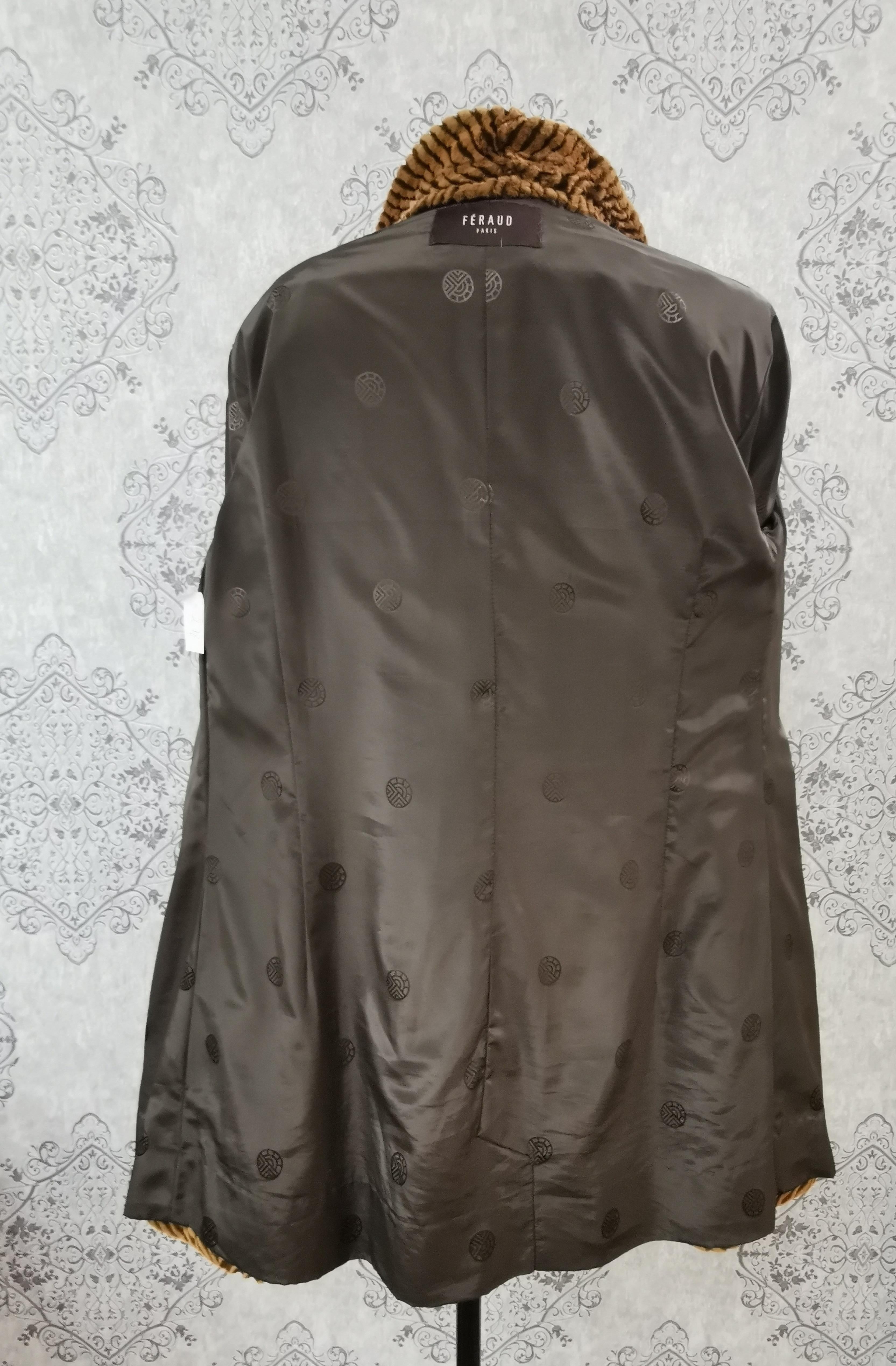 Manteau de fourrure de vison tondu Louis Féraud Paris (Taille 6 - Petit) en vente 3