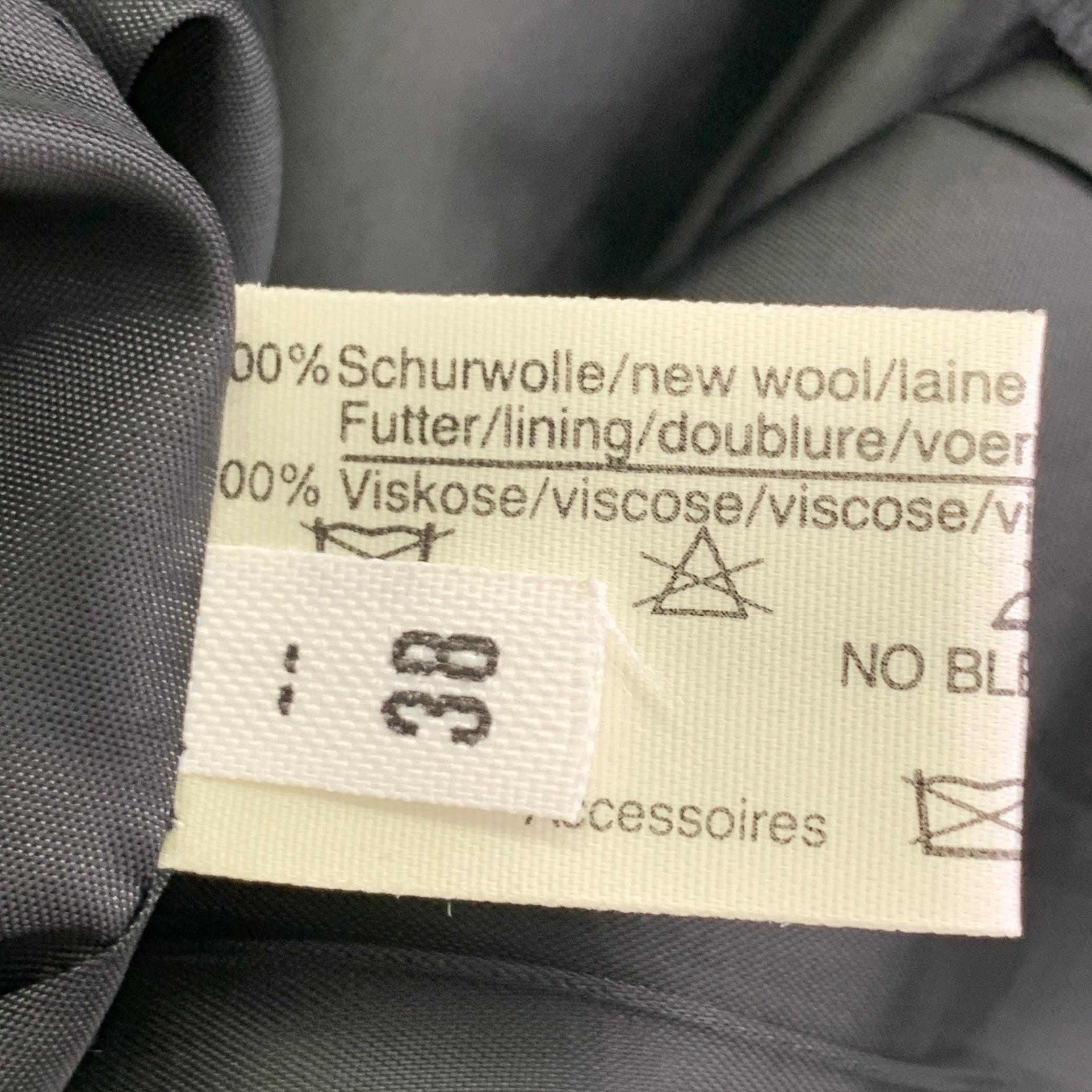 LOUIS FERAUD Size 8 Black Cream Wool Houndstooth Double Breasted Skirt Set en vente 5