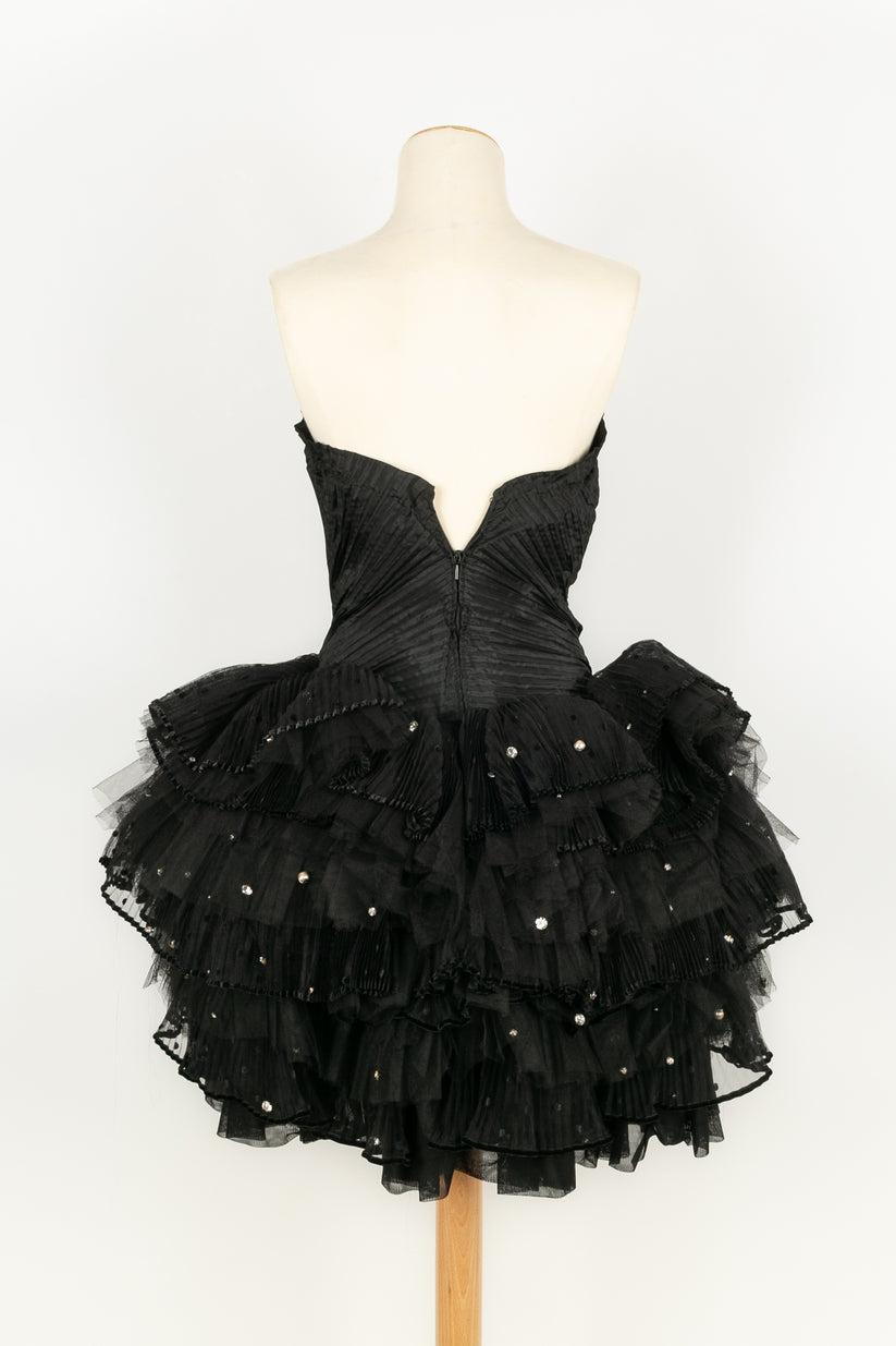 Noir Louis Féraud Robe Haute Couture bustier en taffetas de soie en vente