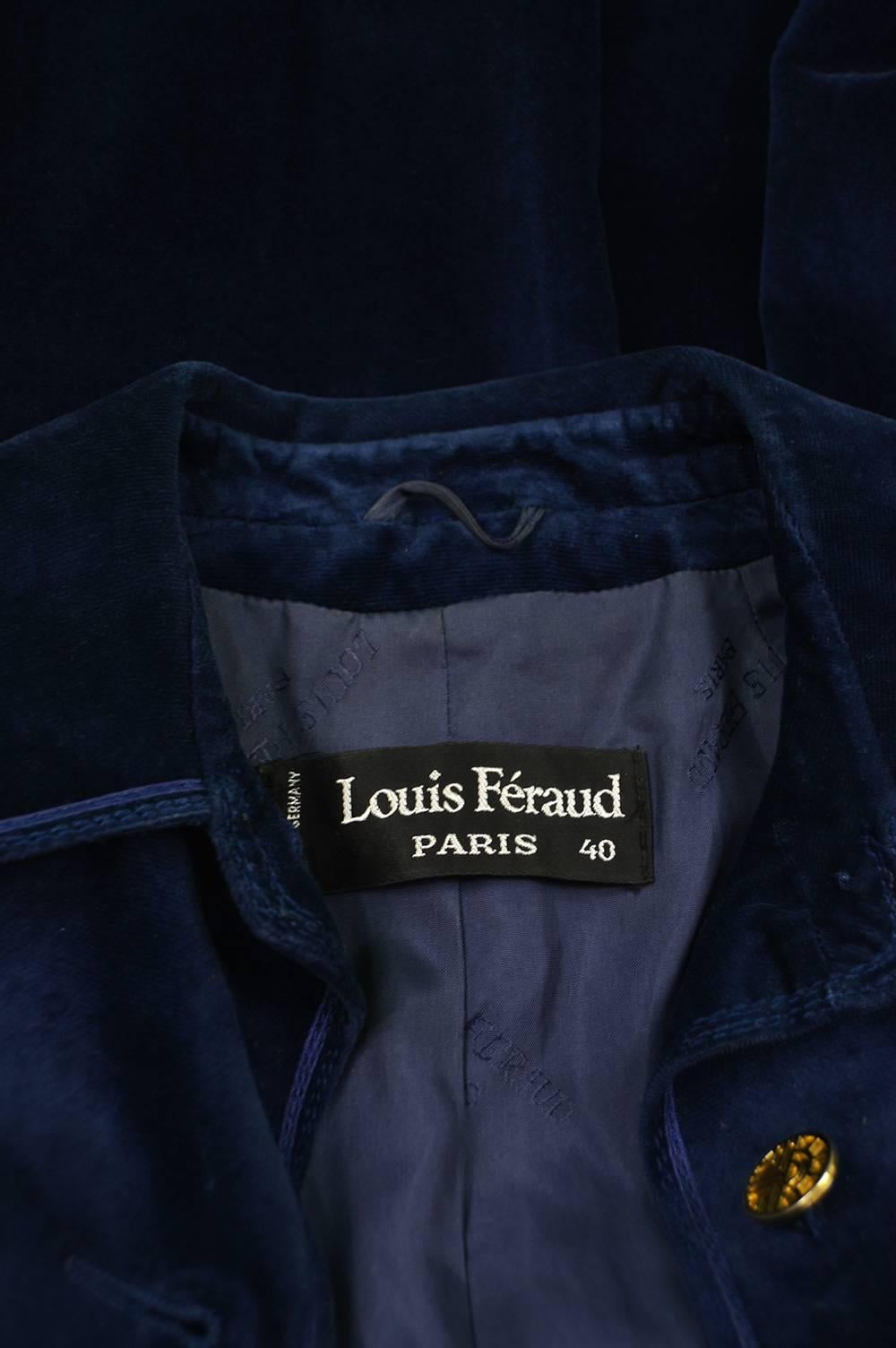 Louis Feraud Vintage 1970s Women's Midnight Blue Velvet Belted Trench Coat For Sale 3