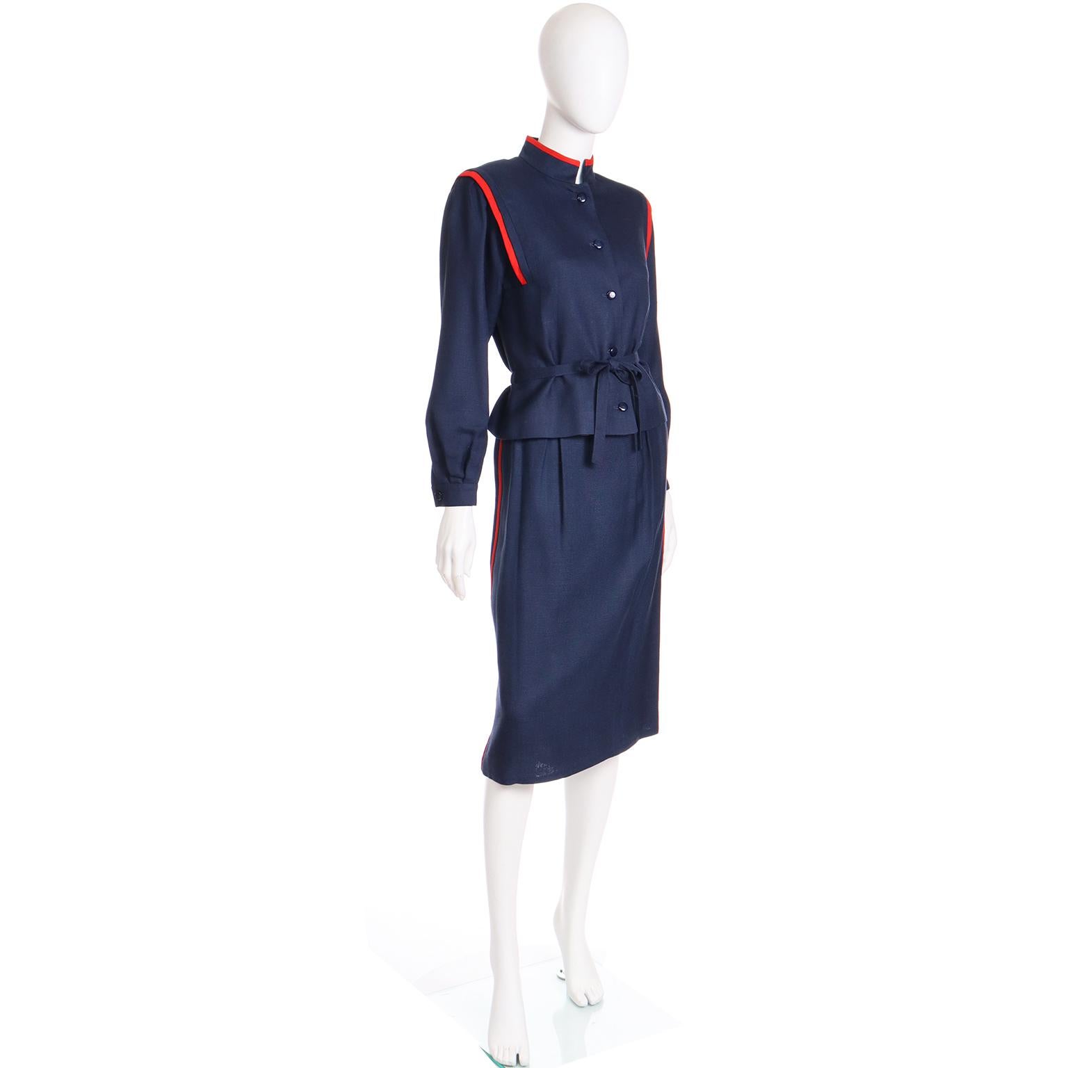 Louis Feraud Vintage Navy Blue and Red Linen Jacket and Skirt Suit In Excellent Condition For Sale In Portland, OR