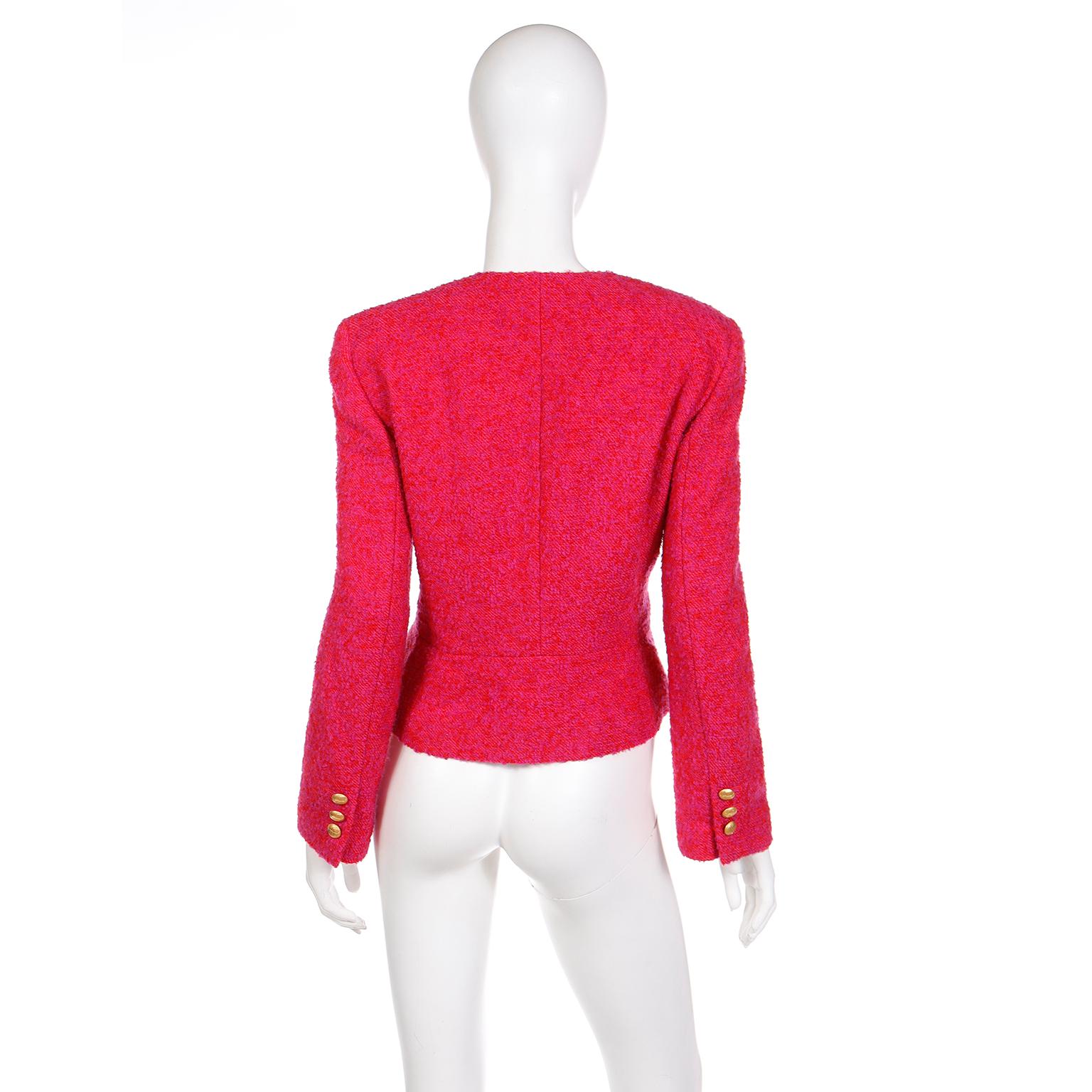 Louis Feraud Vintage Pink Red Purple Boucle Mohair Wool Cropped Jacket Excellent état - En vente à Portland, OR