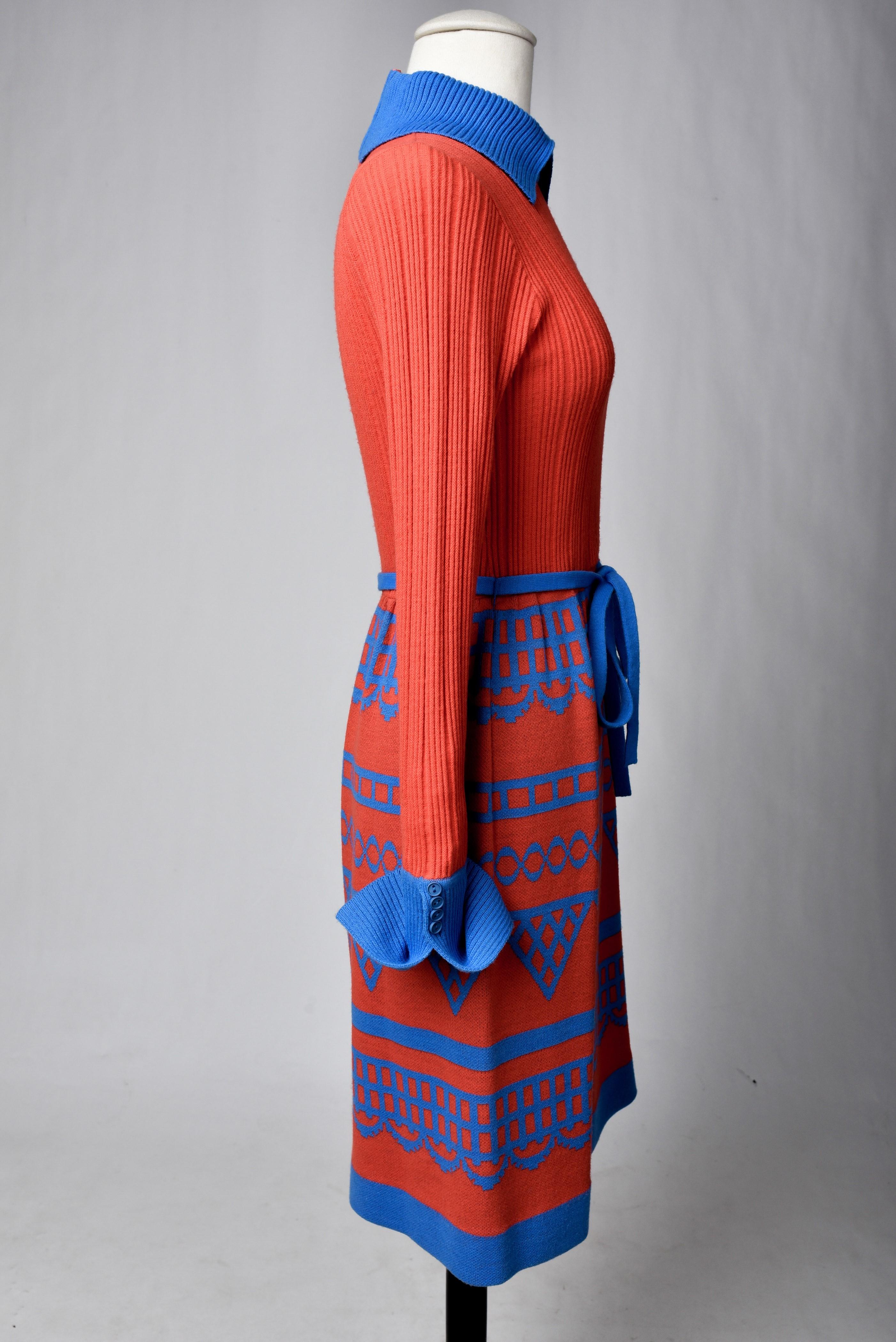 A Louis Féraud wool knit Dress by Rembrandt Circa 1975 For Sale 3