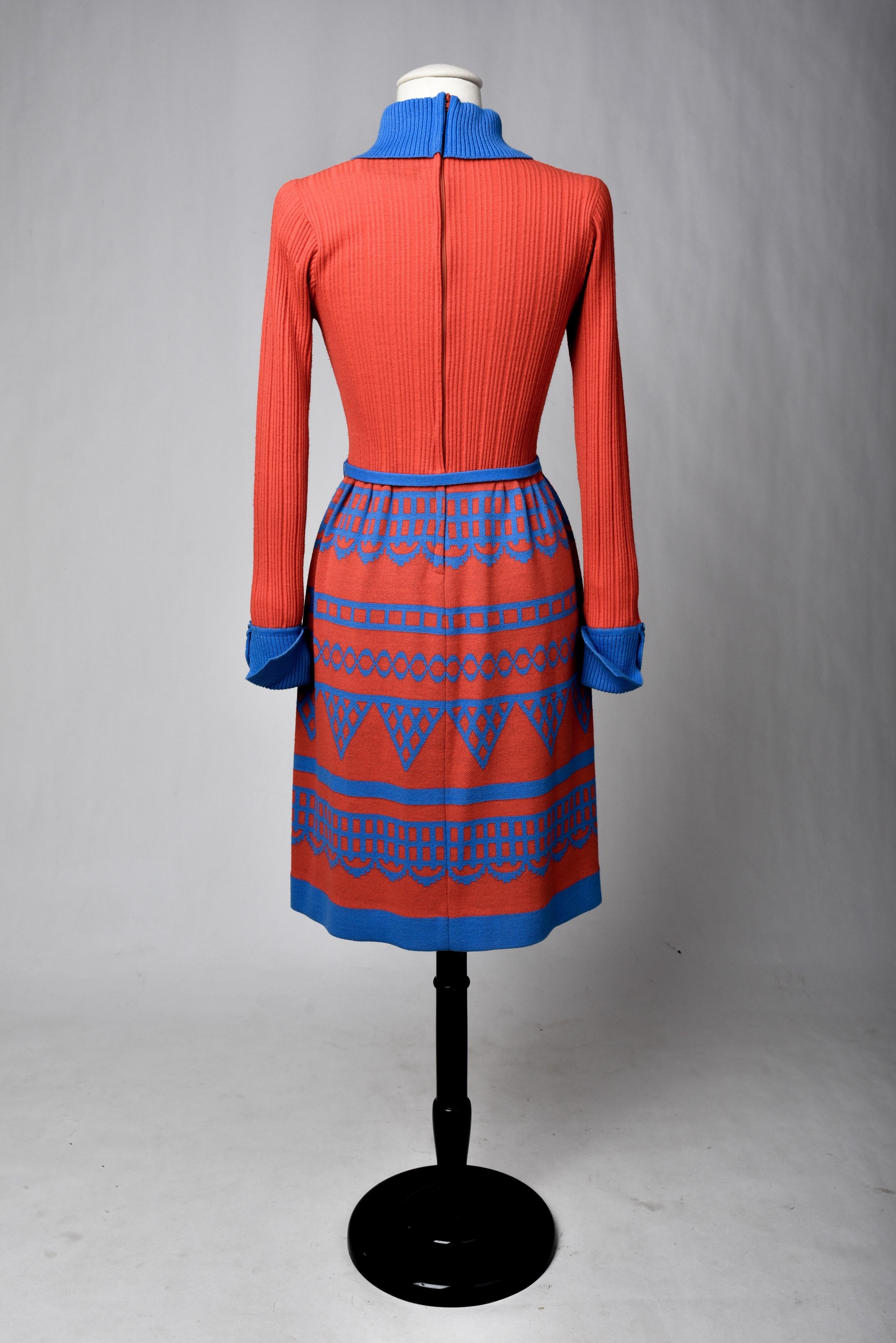 A Louis Féraud wool knit Dress by Rembrandt Circa 1975 For Sale 5