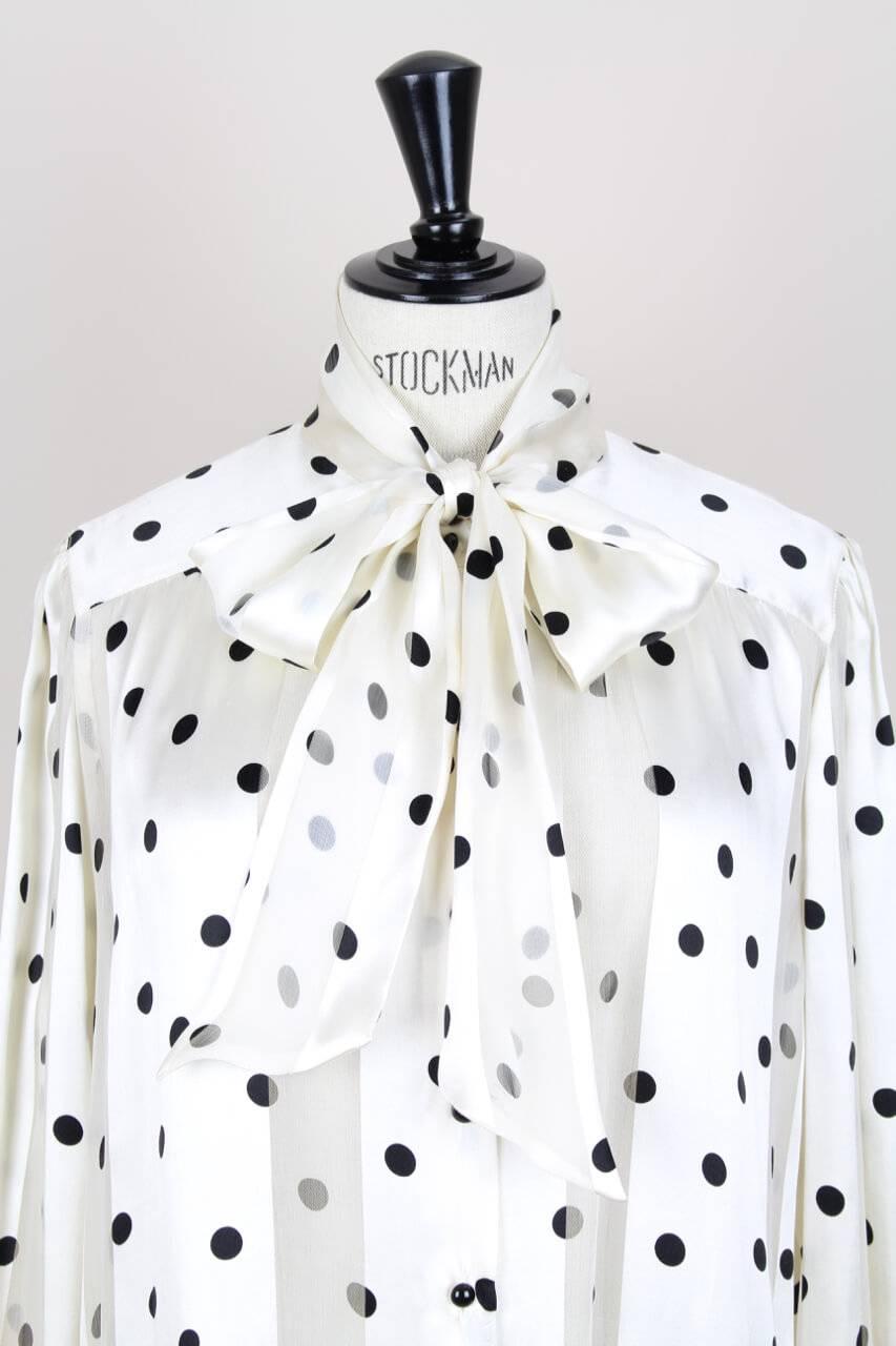 Louis Féraud Cream & Black Polka Dot Silk Bow Tie Vintage Blouse, 1980s Damen