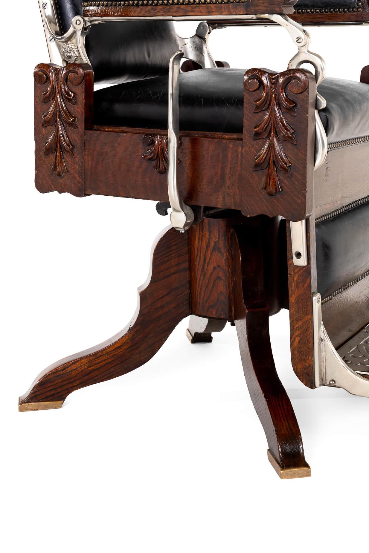 Louis Hanson Independence Barber Chair 3