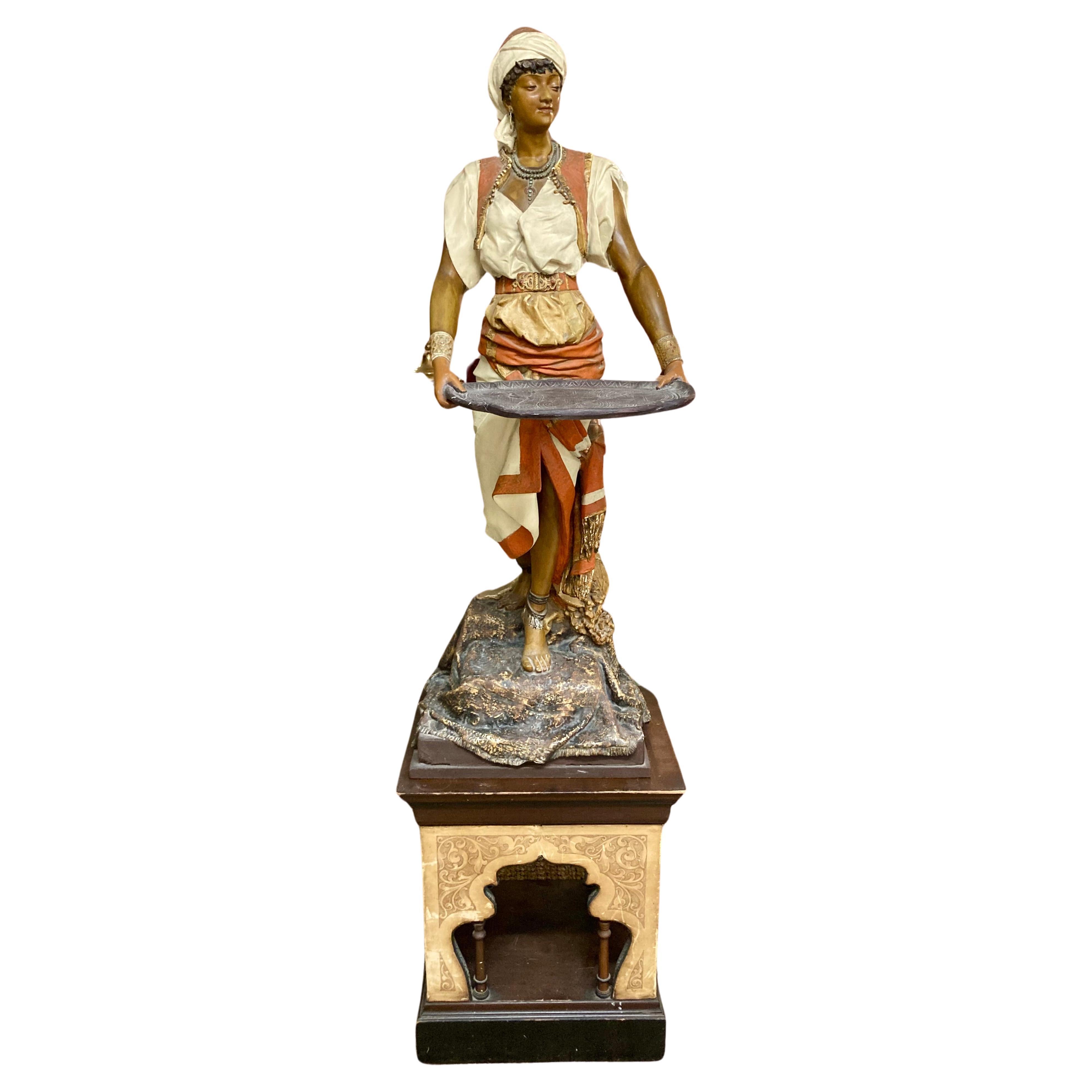 Estatua orientalista a gran escala de Louis Hottot sobre pedestal de cuero en venta