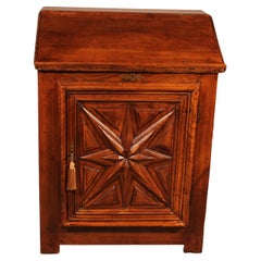Louis III Oratory In Walnut - 17th Century