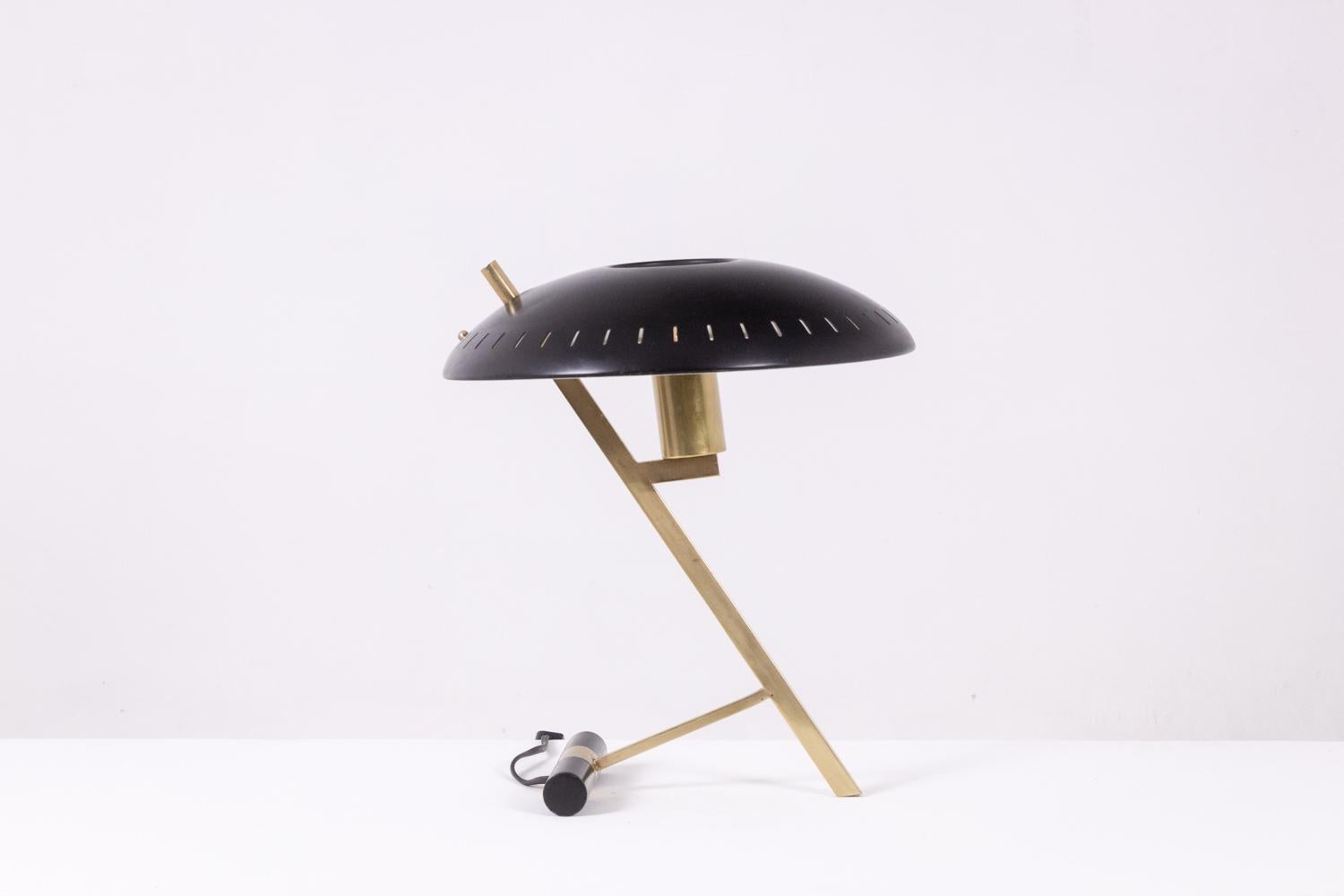 Louis Kalff. Schreibtischlampe. 1950er/60er Jahre. (Französisch) im Angebot