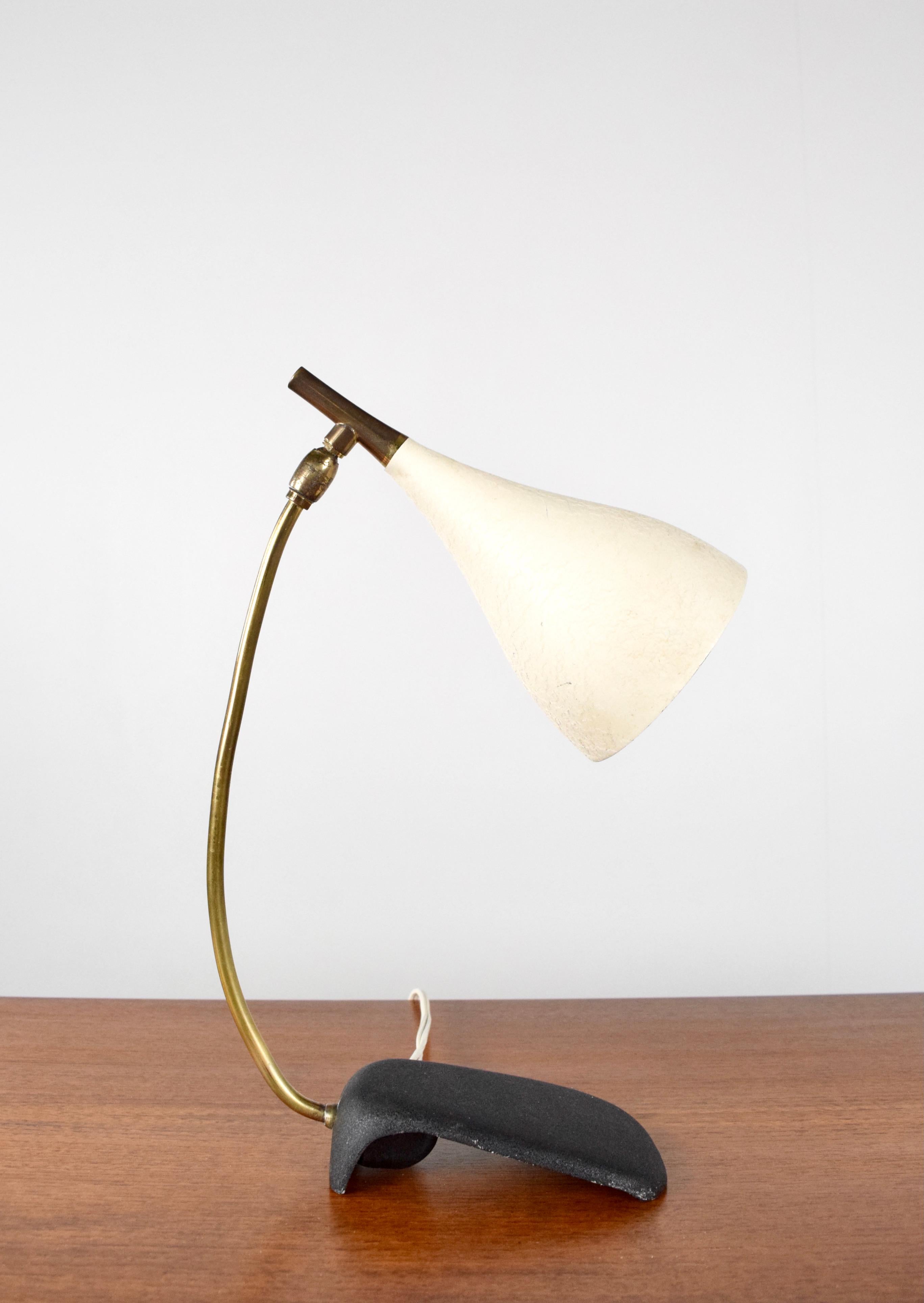 minimalist desk lamps