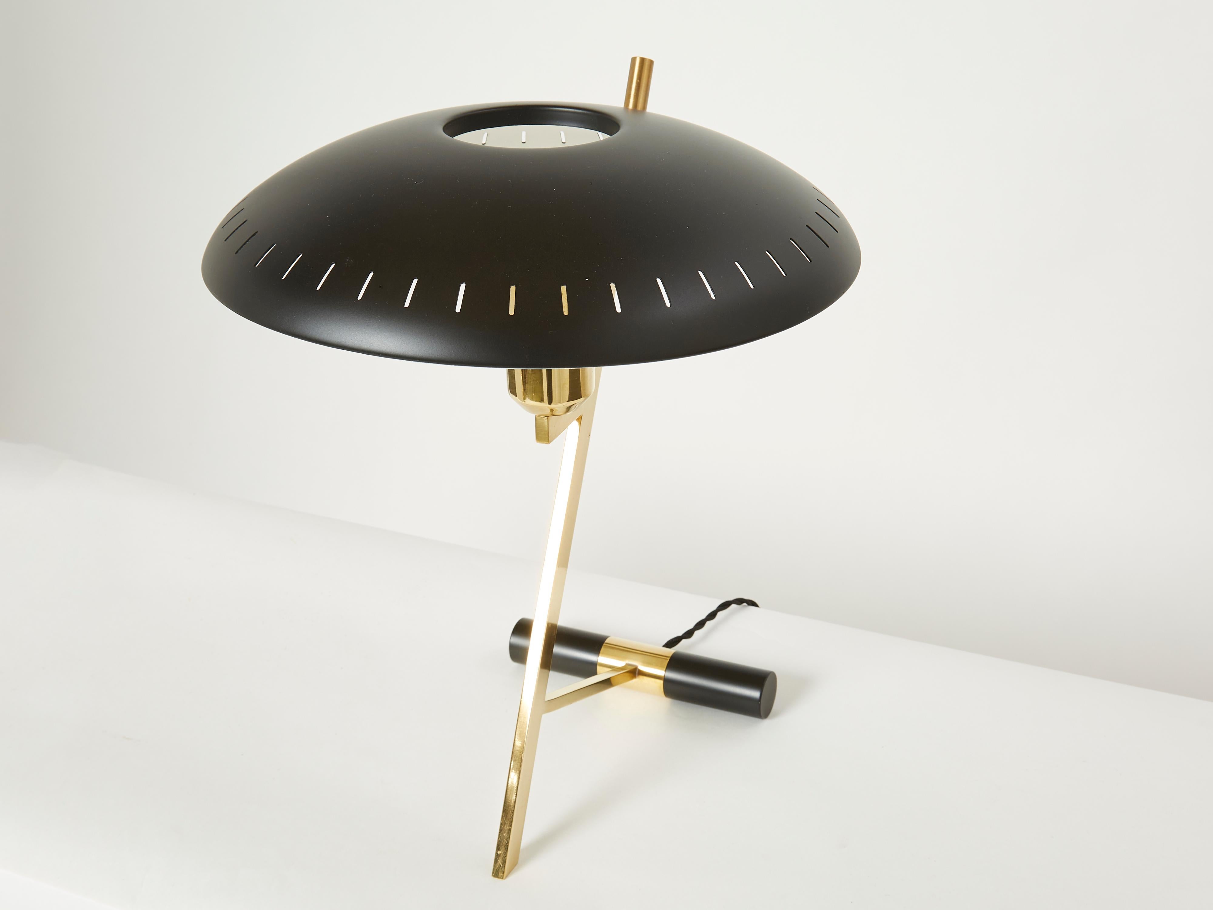 Louis Kalff for Philips Z Decora Desk Lamp Black Metal Brass, 1950s In Good Condition In Paris, IDF