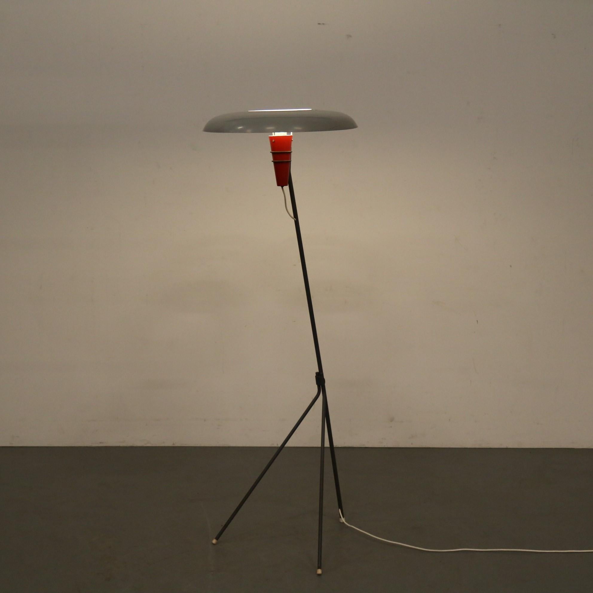 Louis Kalff “NX38” Floor Lamp for Philips, Netherlands 1950 For Sale 2