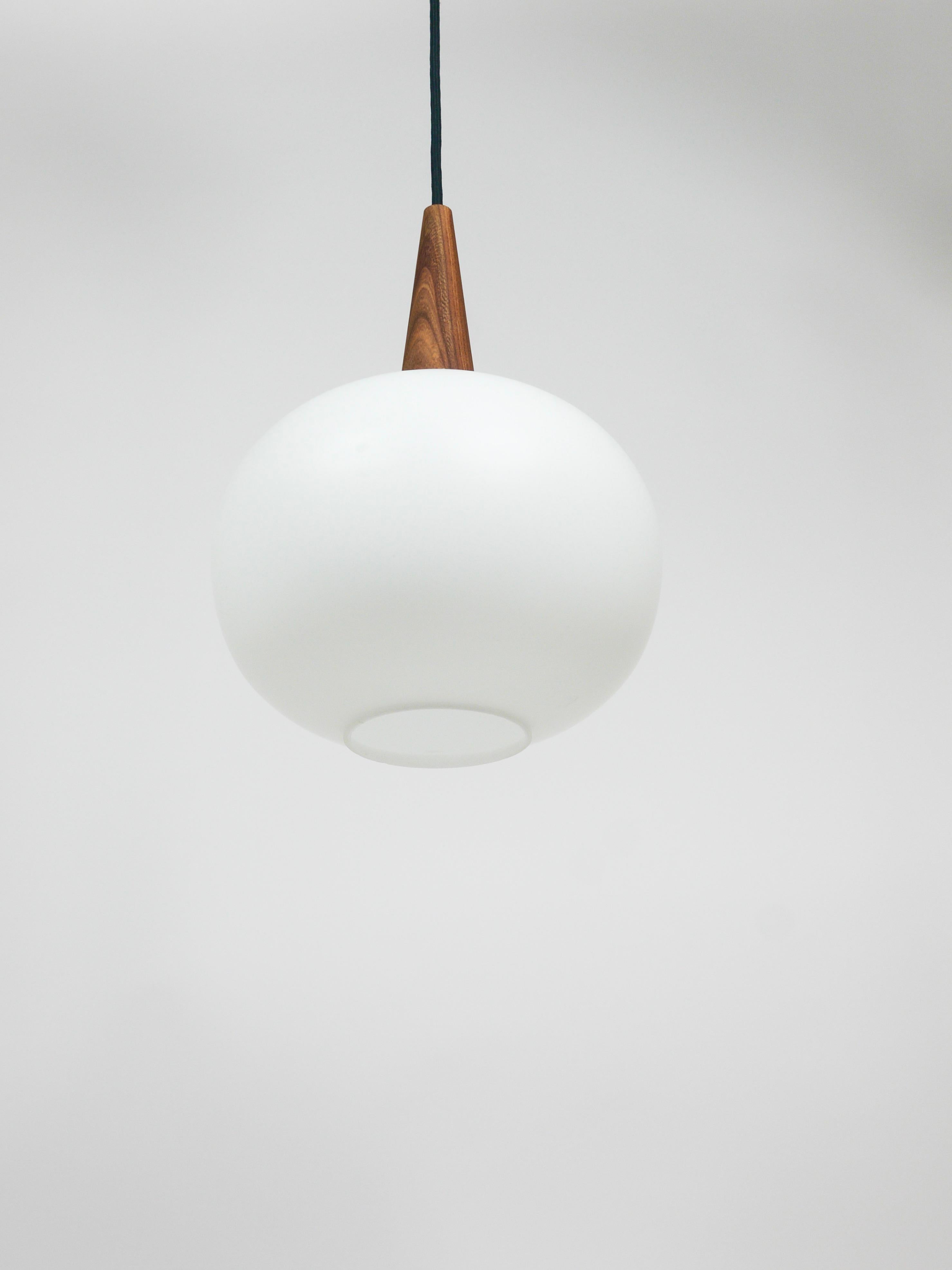 Louis Kalff Teak & Opaline Pendant Suspension Lamp, Philips, Netherlands For Sale 7