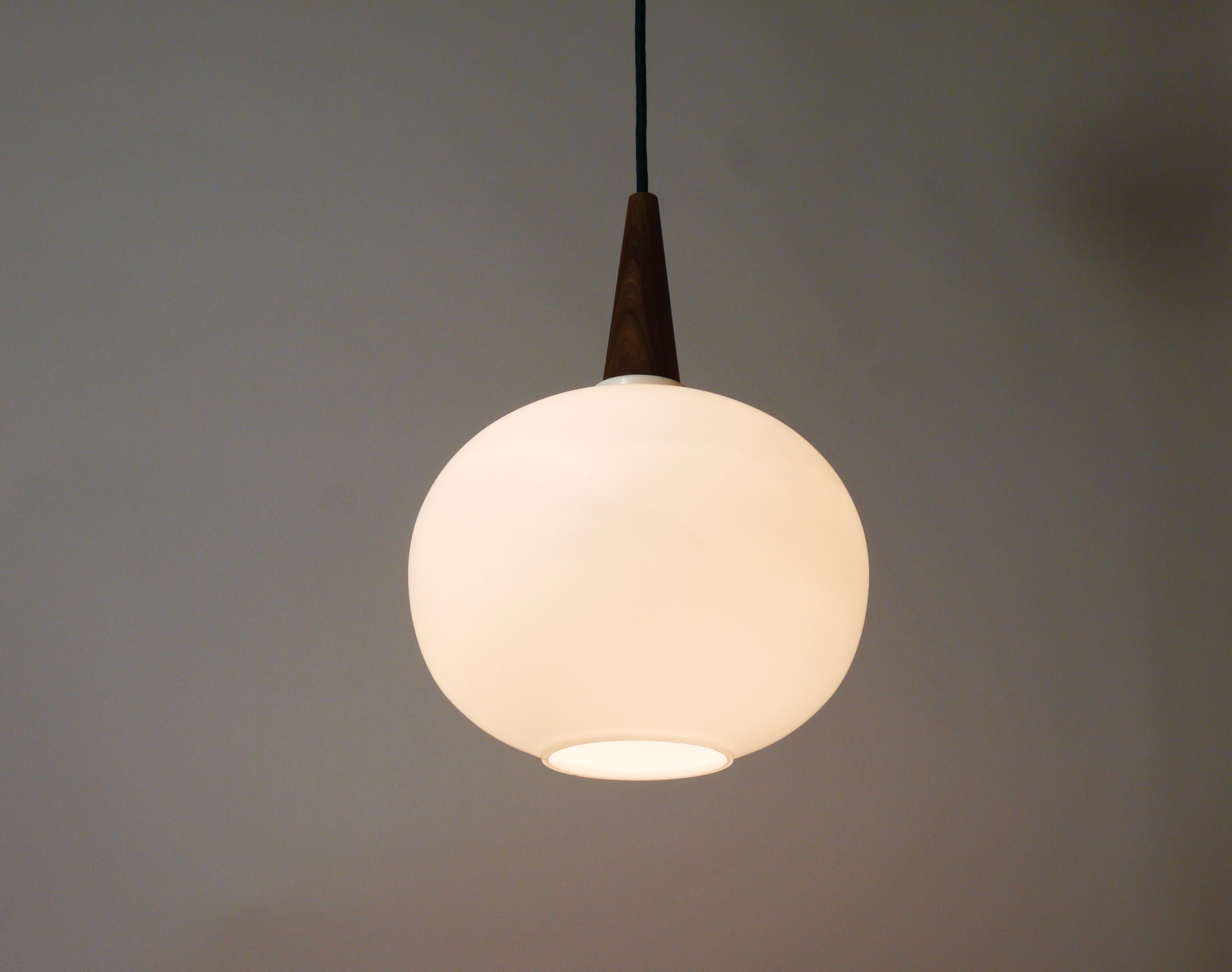 Louis Kalff Teak & Opaline Pendant Suspension Lamp, Philips, Netherlands For Sale 8