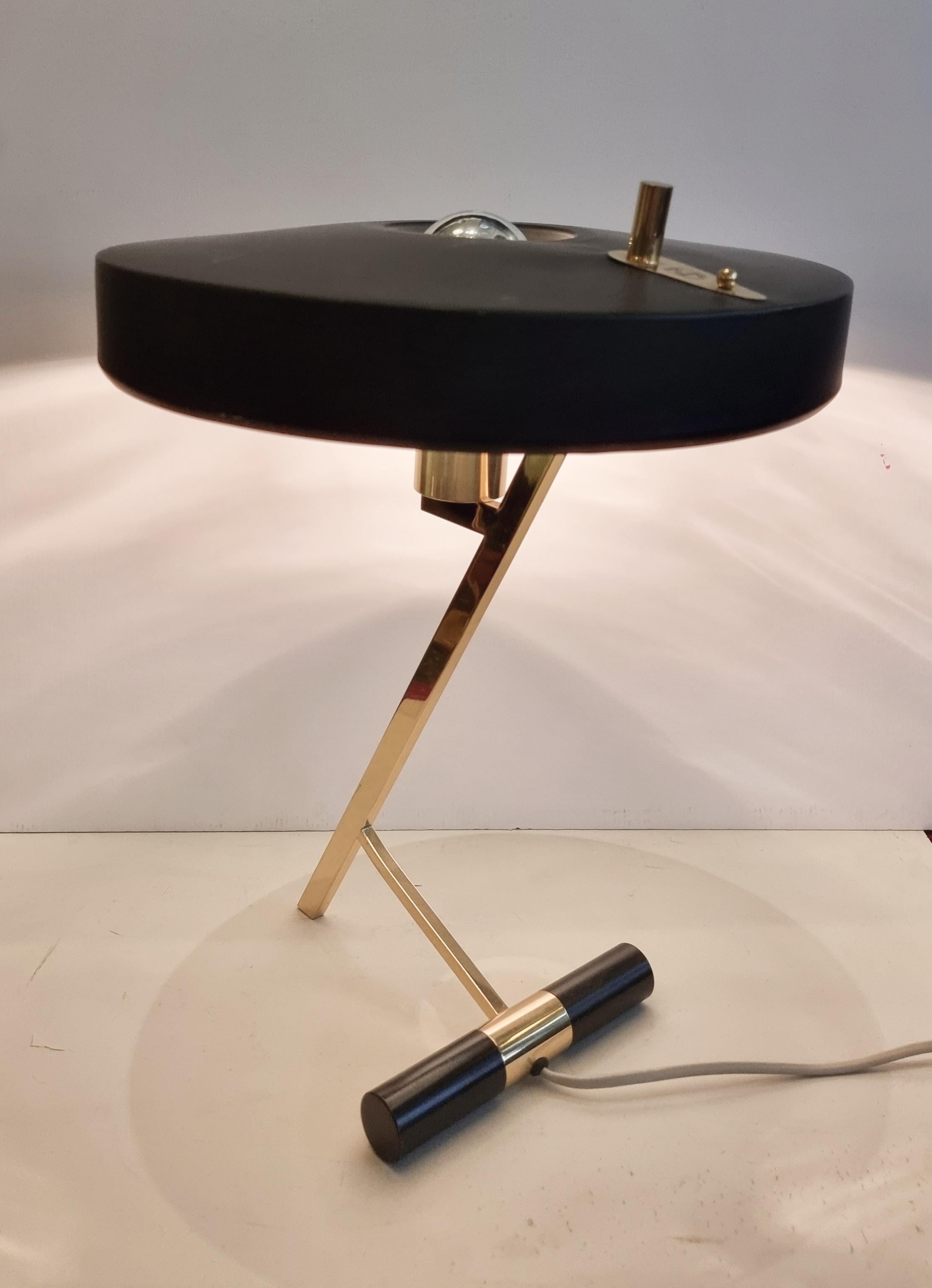 Louis Kalff, Z-Shaped Table Lamp Model Diplomat, Philips, Mid-Century Modern 5