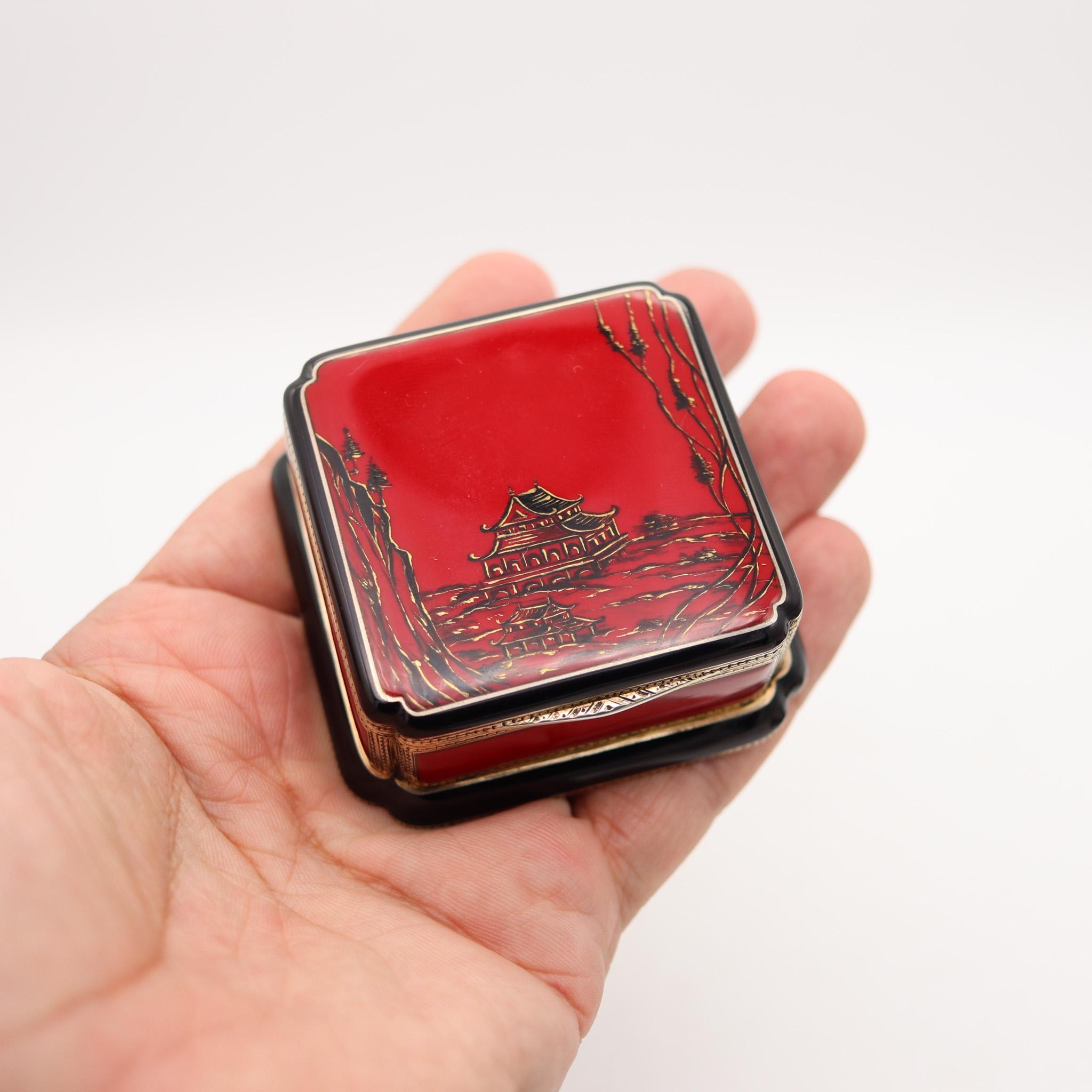Sterling Silver Louis Kuppenheim 1925 Red And Black Enameled Chinoiserie Box Gilt .935 Sterling For Sale