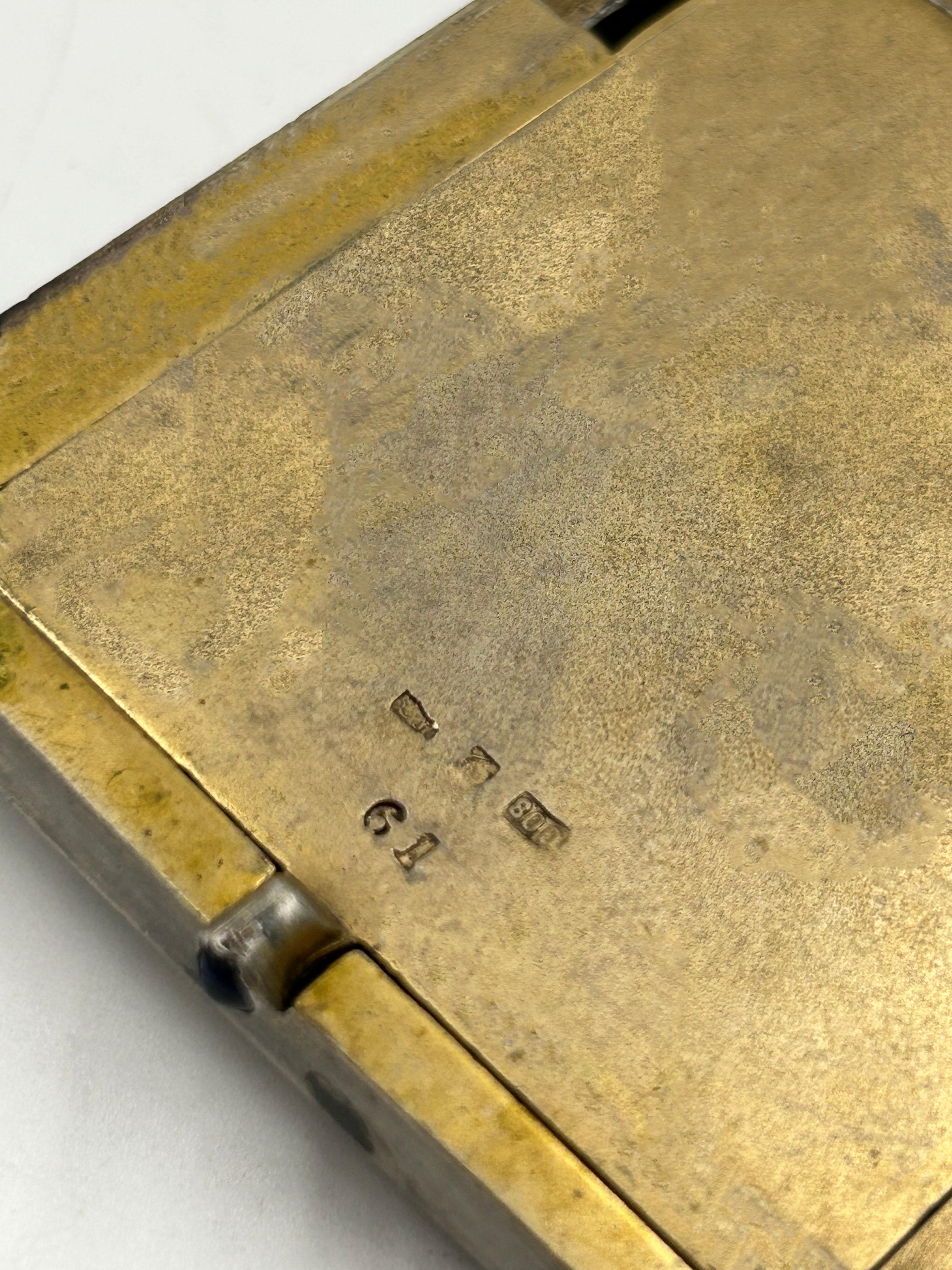 Autre Vanity Case en argent et vermeil de Louis Kuppenheim avec motif de chien, Allemagne en vente