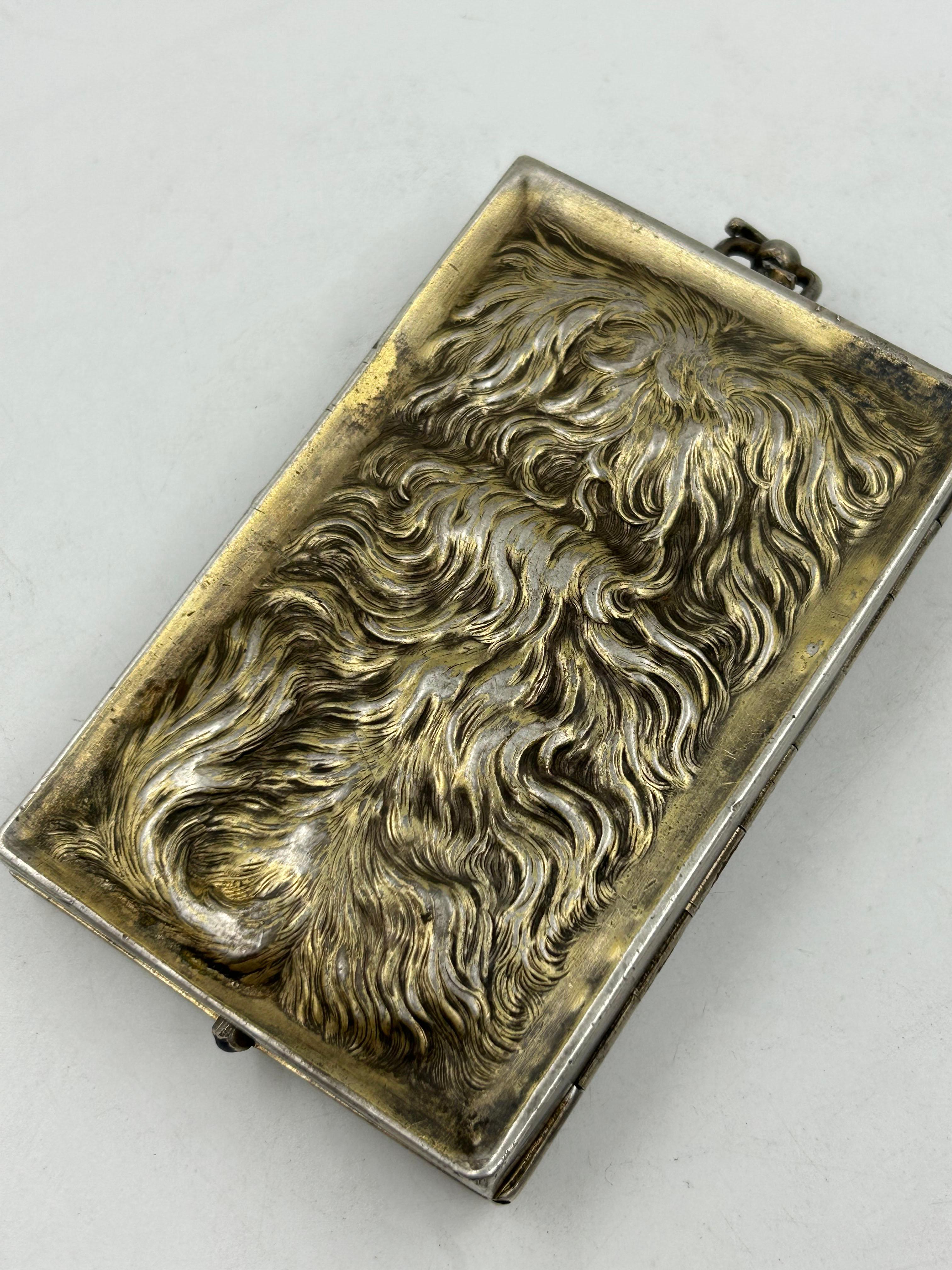 Vanity Case en argent et vermeil de Louis Kuppenheim avec motif de chien, Allemagne Bon état - En vente à Autonomous City Buenos Aires, CABA