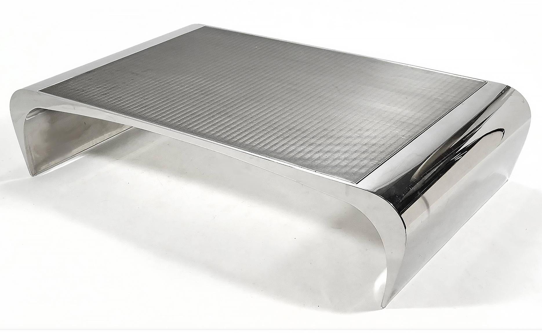 Postmoderne Louis LARA Monumental Brueton Selina K Table basse, acier inoxydable en vente